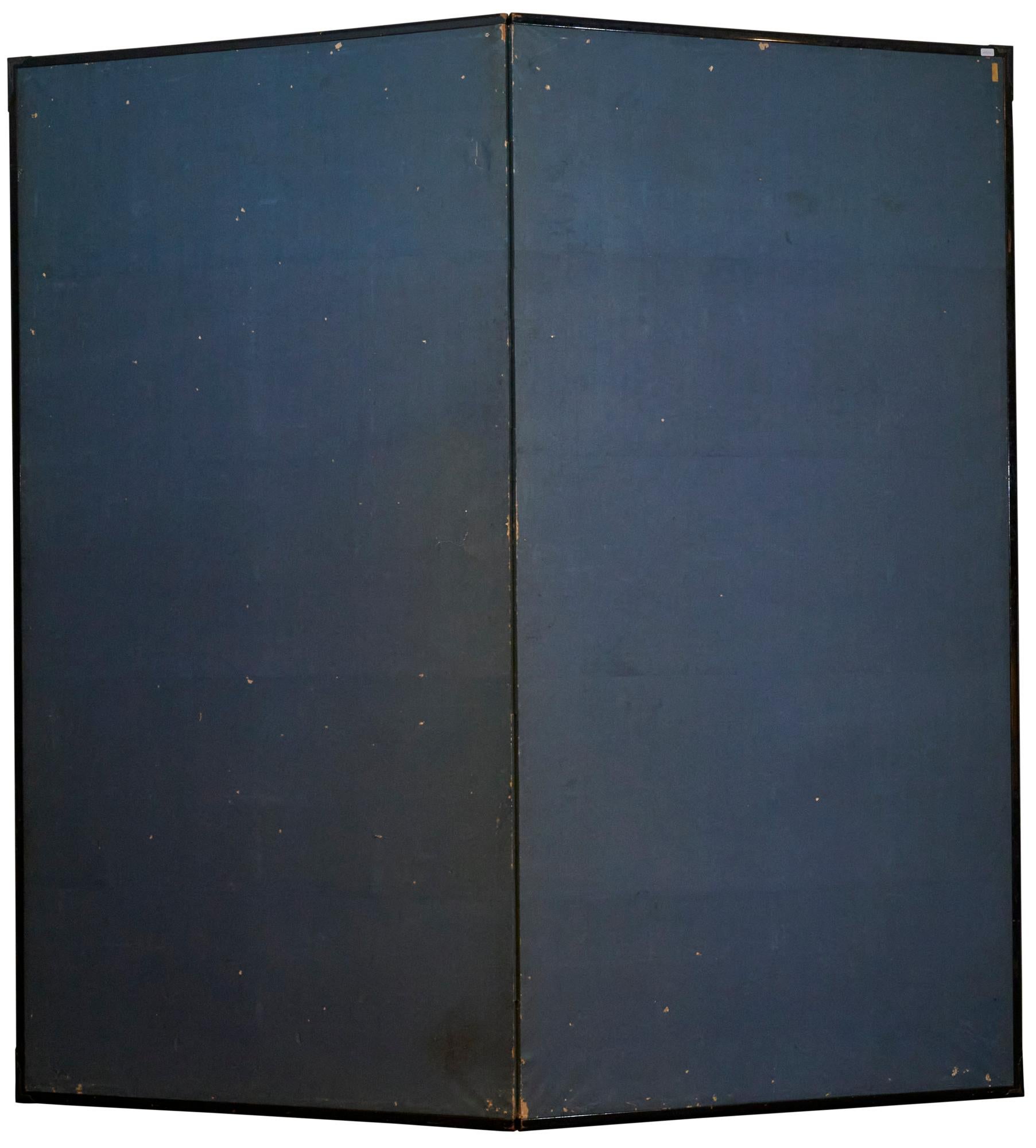 Japanese Two Panel Screen: Gold Lattice (20. Jahrhundert) im Angebot