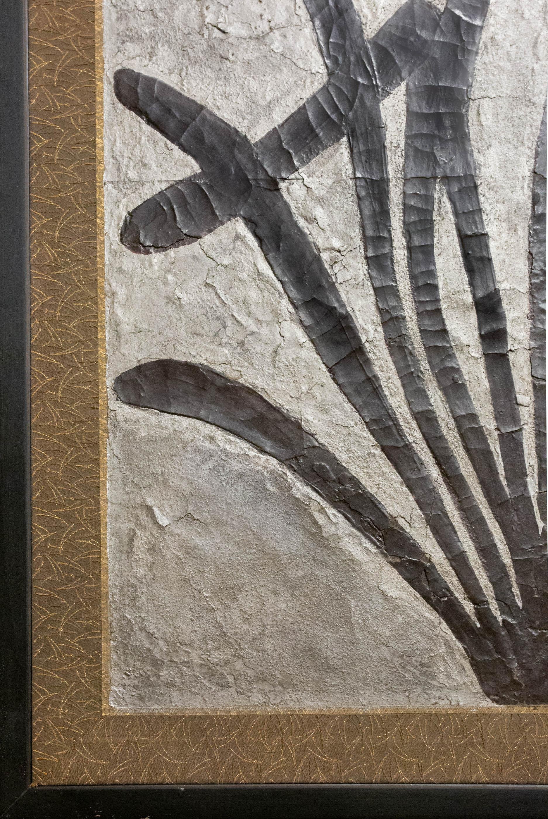 Japanese Two-Panel Screen Lacquer Painting on Canvas of Mirrored Flower Design 3