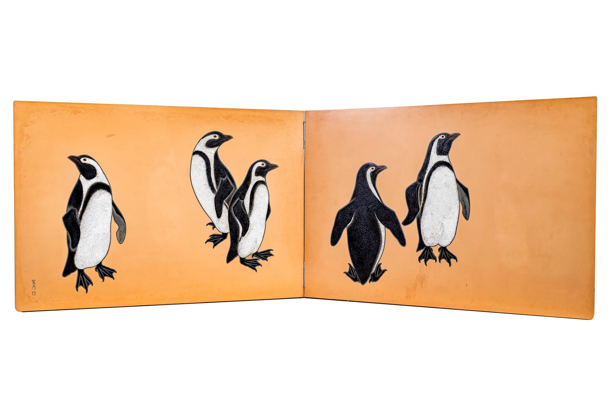 Japanese Two Panel Screen: Lacquer Penguins For Sale 12