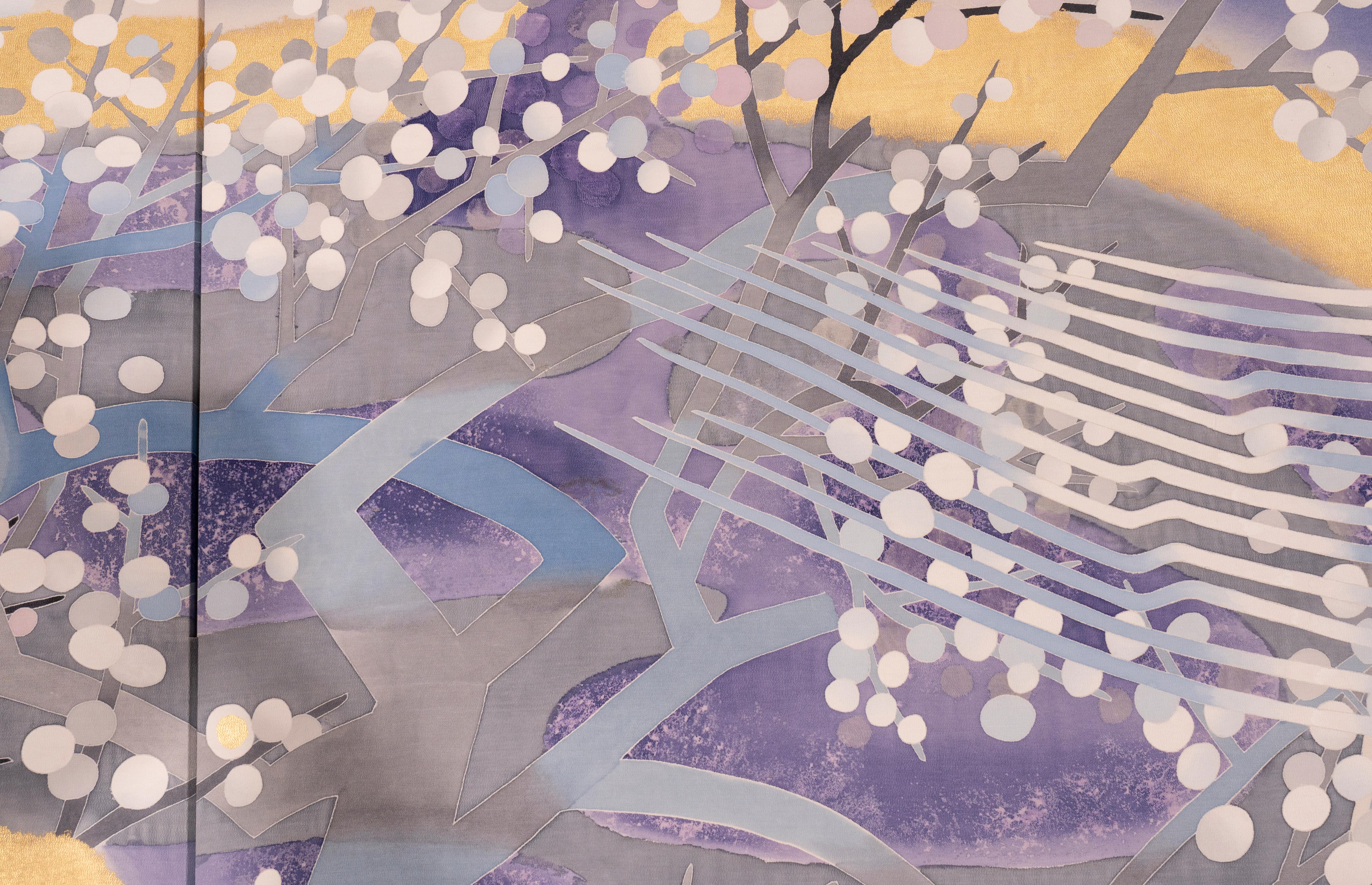 Oro Japanese Two Panel Screen: Yozakura (Cherry Blossom Viewing at Night) in vendita