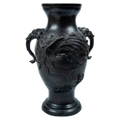 Japanese Vase with Birds and Flowers Design