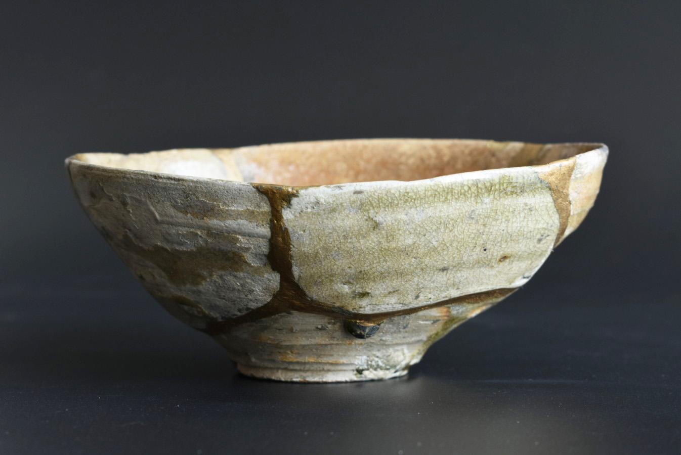 18th Century and Earlier Japanese Very Old Beautiful Pottery Bowl/Kintsugi/15th Century/Wabi-Sabi Bowl