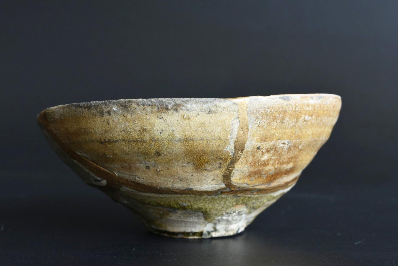 Japanese Very Old Beautiful Pottery Bowl/Kintsugi/15th Century/Wabi-Sabi Bowl 3