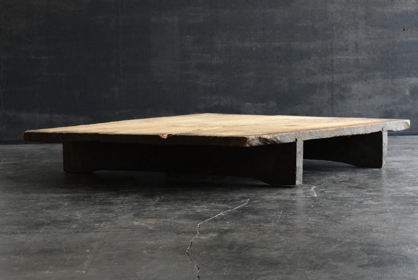 Cedar Japanese Very Old Wooden Low Table/1868-1920/Wabisabi Table/Exhibition Stand