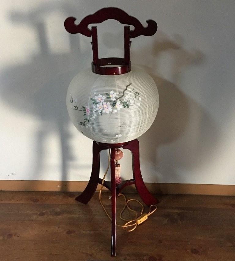 Mid-Century moderno Lampada da terra buddista Chochin d'epoca di SUZUKI ANDON firmata 政和  in vendita