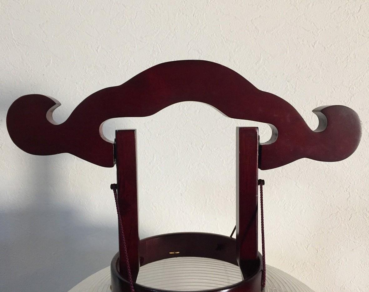 Lámpara de pie japonesa vintage budista Chochin Lantern de SUZUKI ANDON Firmada 政和 siglo XX en venta