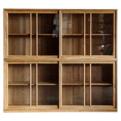 Armoire japonaise vintage avec portes en verre, début de la période Showa (1926-)