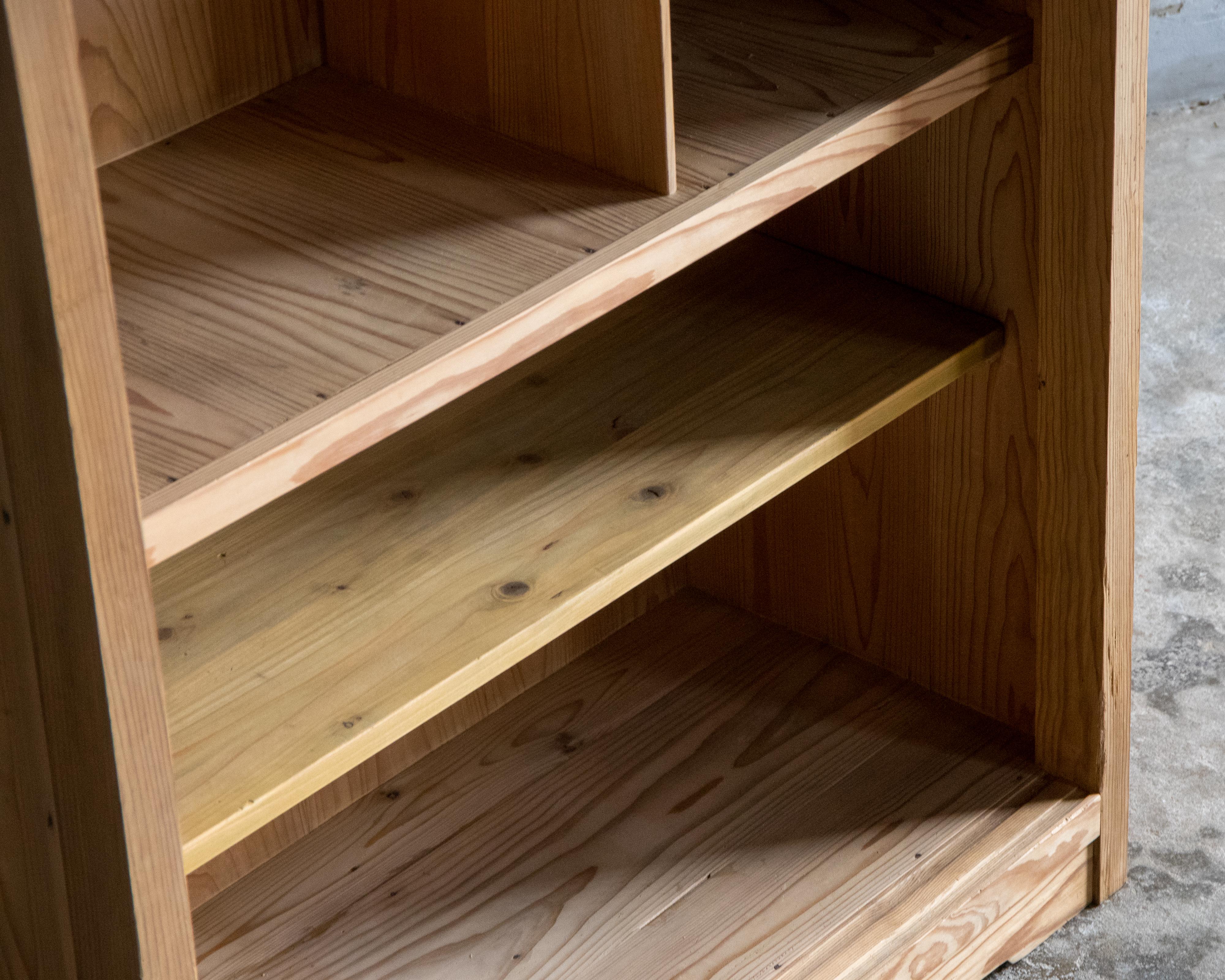 Mobile d'epoca giapponese con ante in vetro, Showa 1926-, finitura Nature in vendita 11