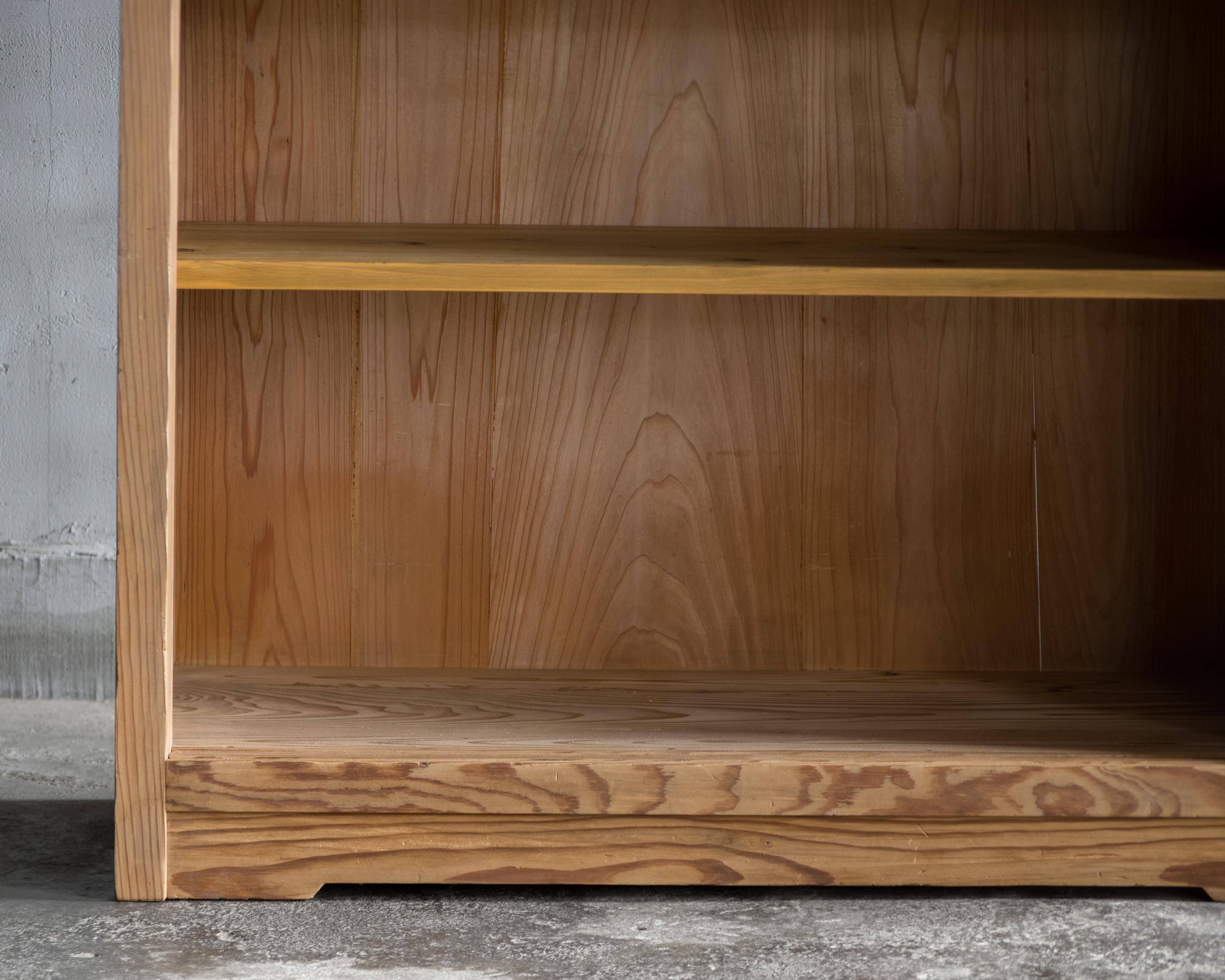 Mobile d'epoca giapponese con ante in vetro, Showa 1926-, finitura Nature in vendita 3