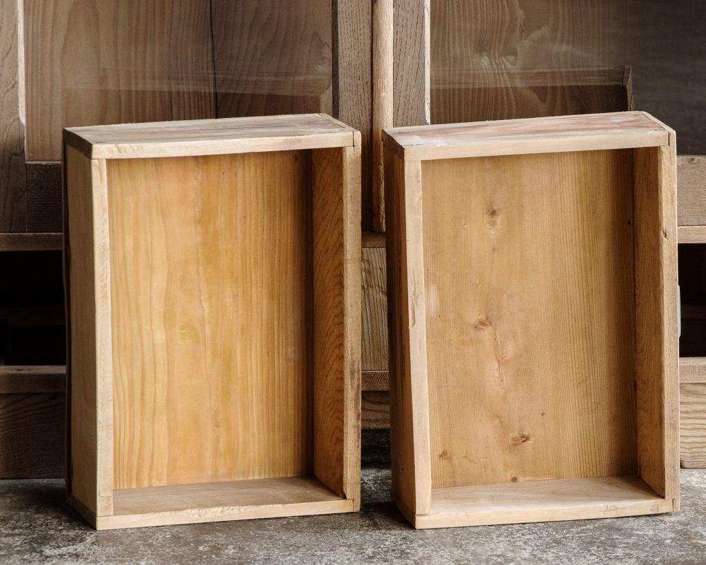 Japanischer Vintage-Schrank mit Glasschwingtüren, frühe Showa-Periode '1926-' im Angebot 12