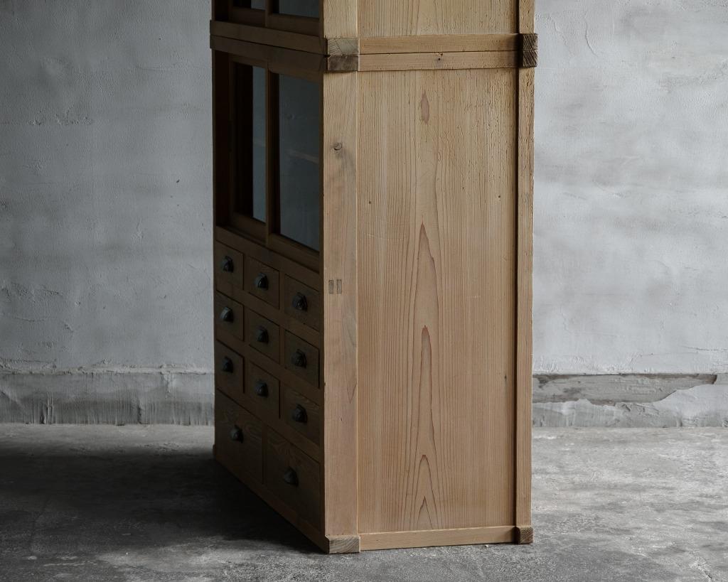 Japanese Vintage Capboard with Drawers, Early Showa Period '1926-' 1