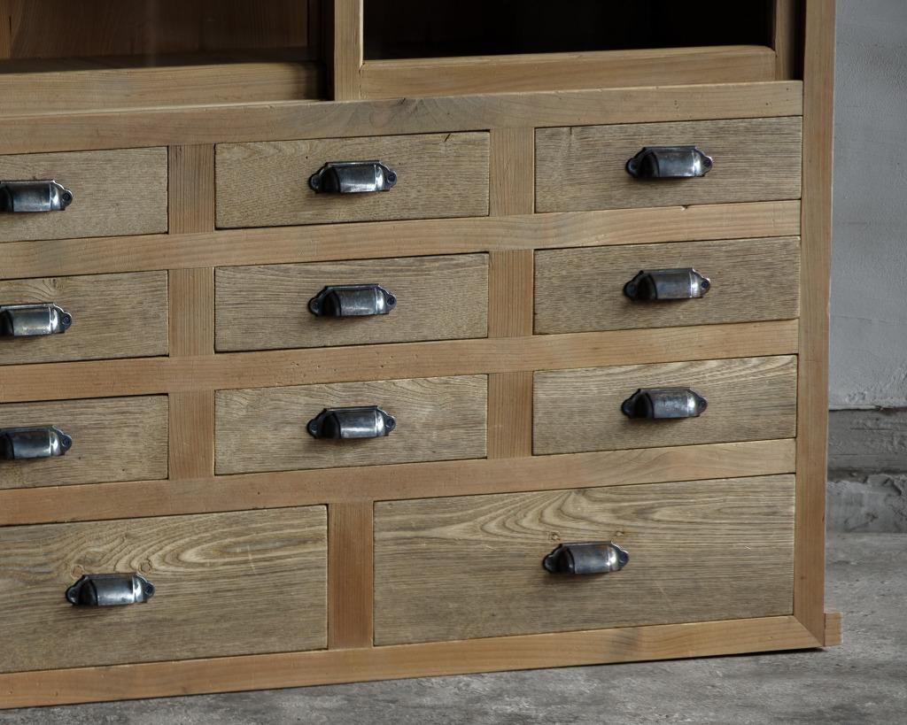 Japanese Vintage Capboard with Drawers, Early Showa Period '1926-' 4