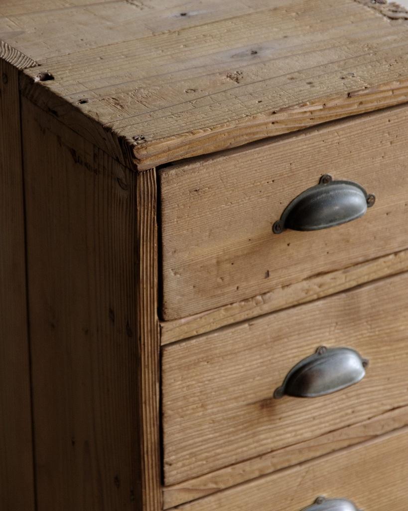 Japanese Vintage Drawer, Early Showa Period '1926-' For Sale 8