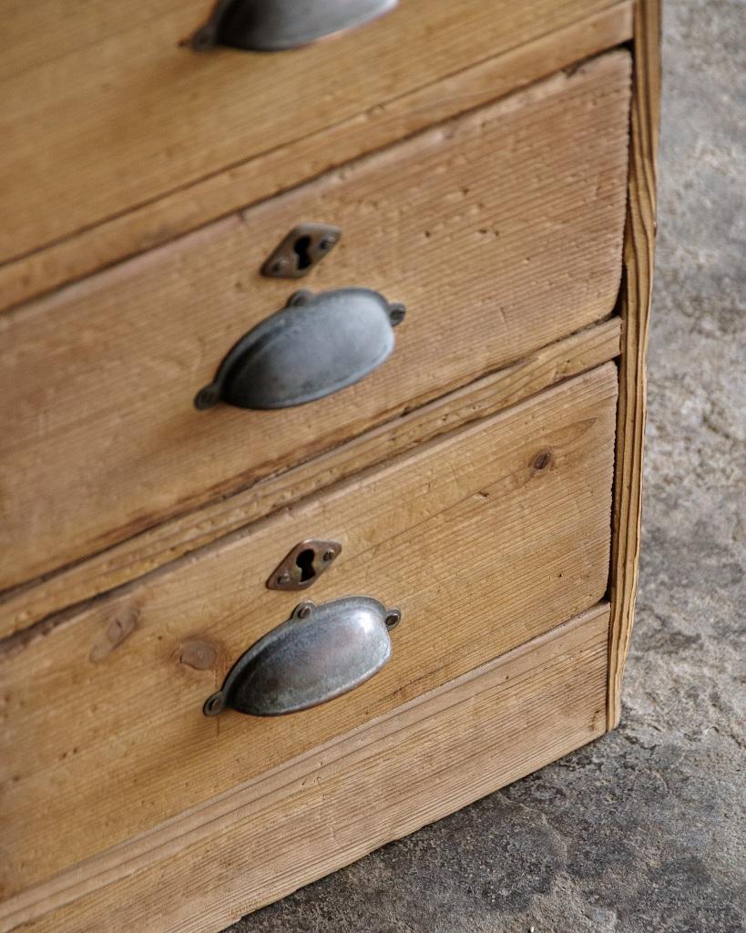 Japanese Vintage Drawer, Early Showa Period '1926-' For Sale 9