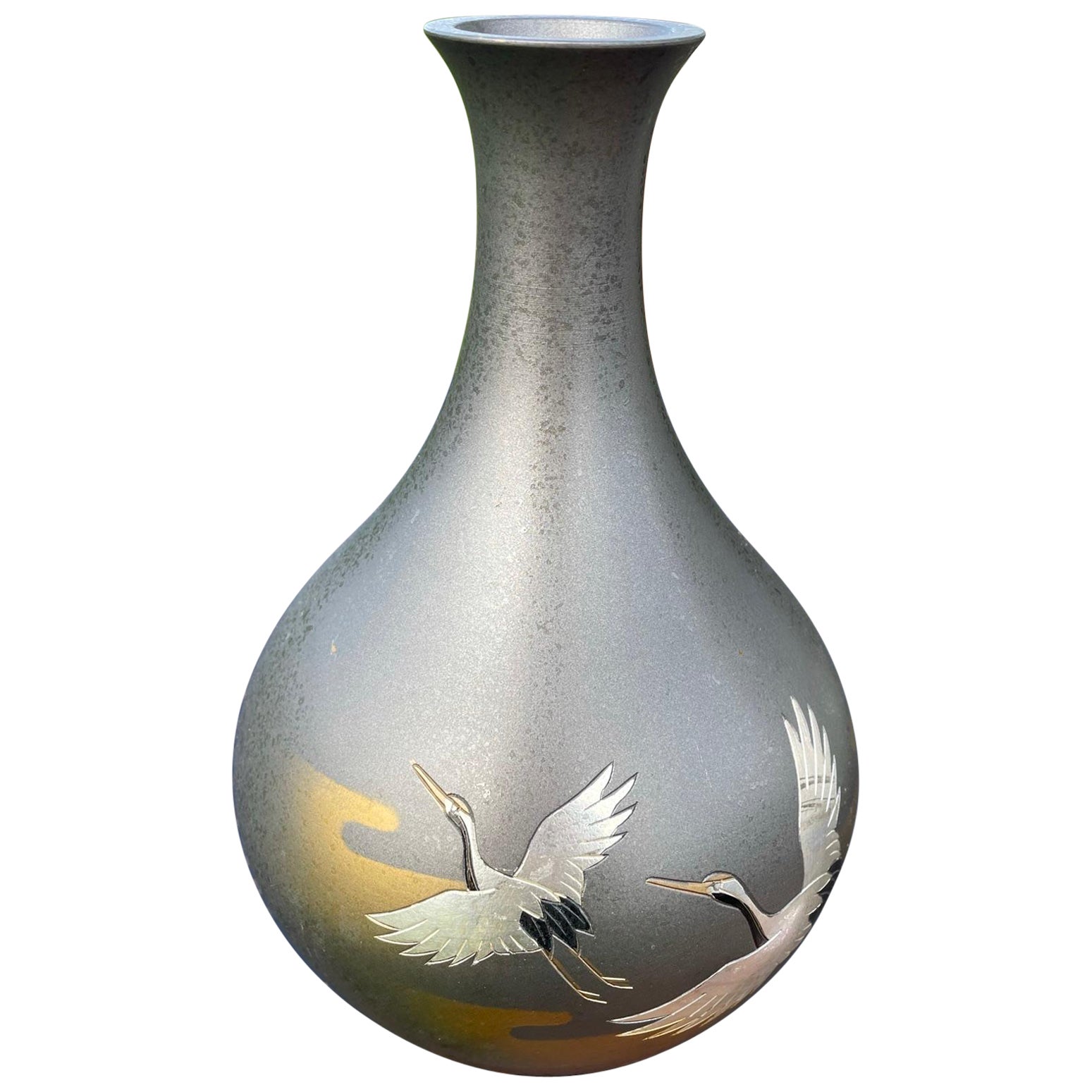 Japanese Vintage Flying Cranes Bronze Vase 9