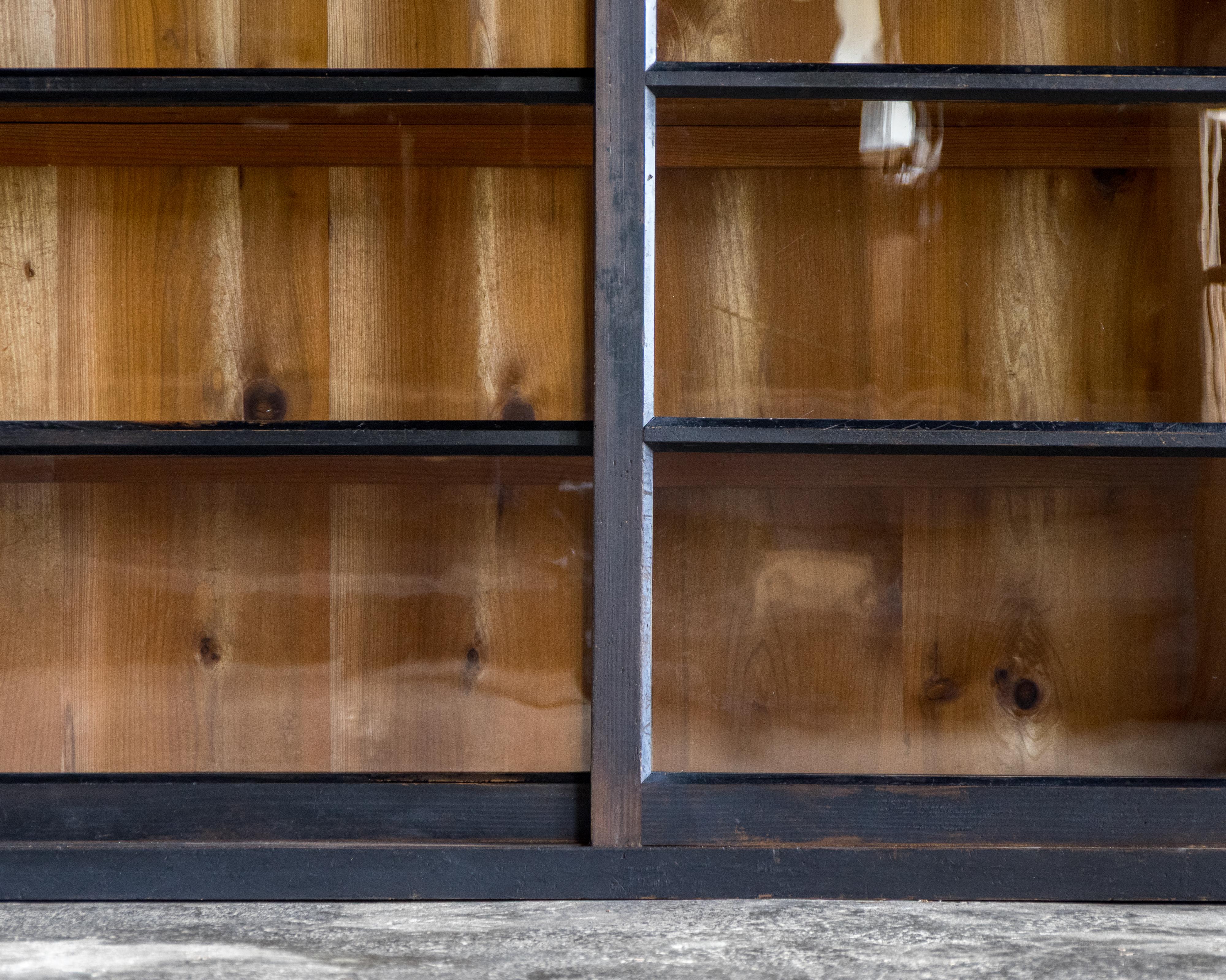 Japanese Vintage Glass Sliding-Door Cabinet, Early Showa Period (1926–) For Sale 4
