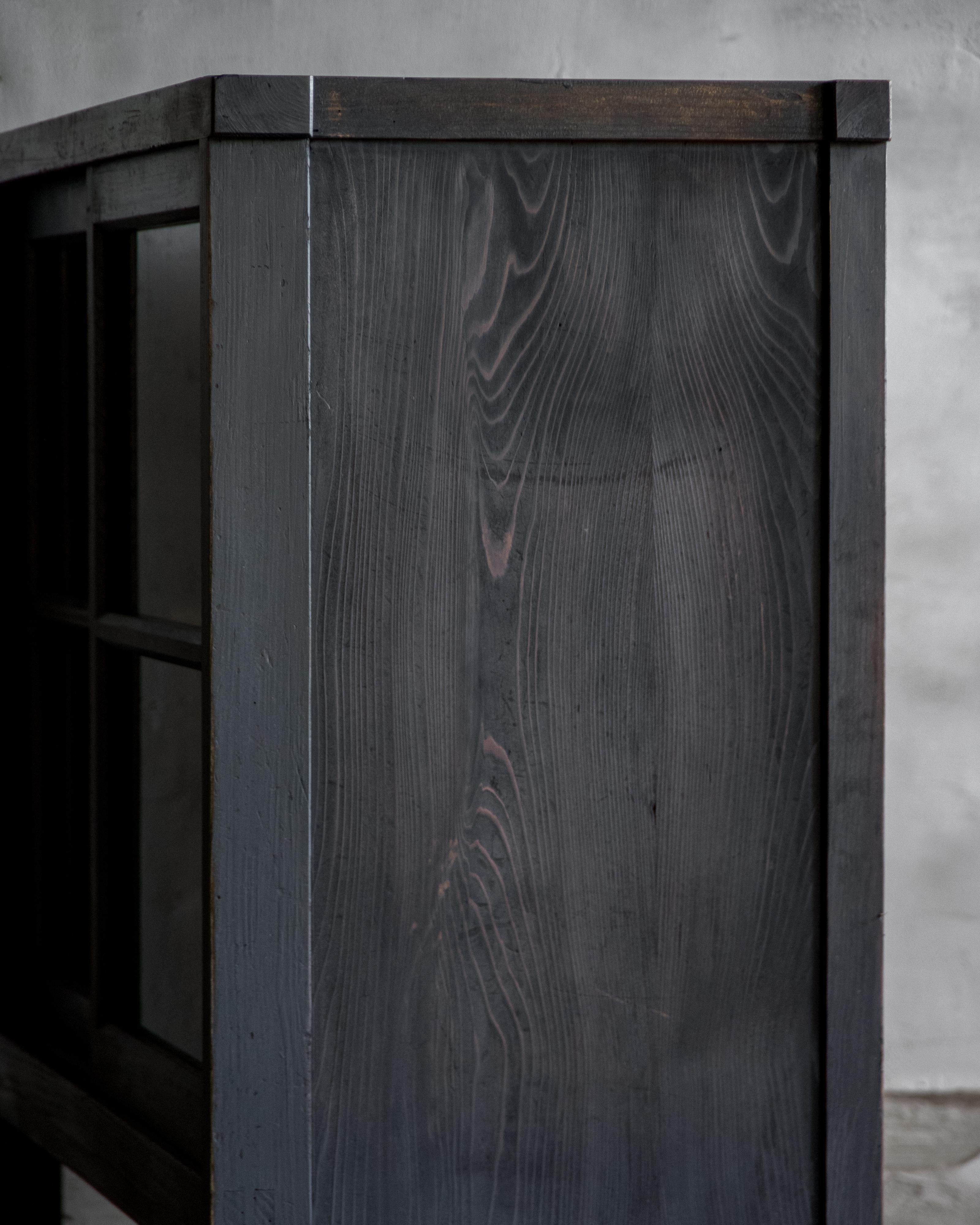 Japanese Vintage Glass Sliding-Door Cabinet on Legs, Early Showa Period (1926–) For Sale 9