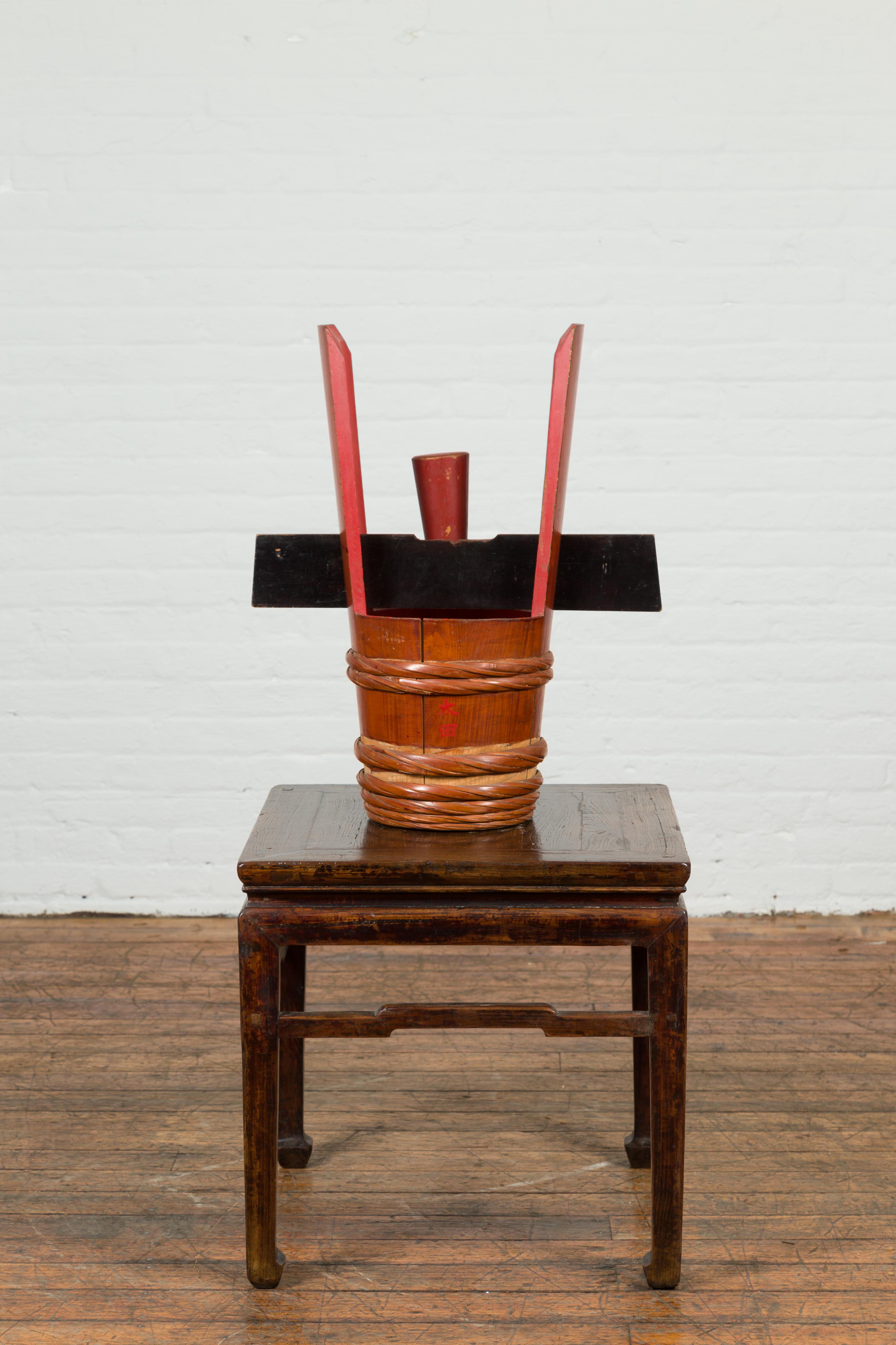 Japanese Vintage Sake Storage Jug with Red Lacquer and Calligraphy Decor In Good Condition For Sale In Yonkers, NY