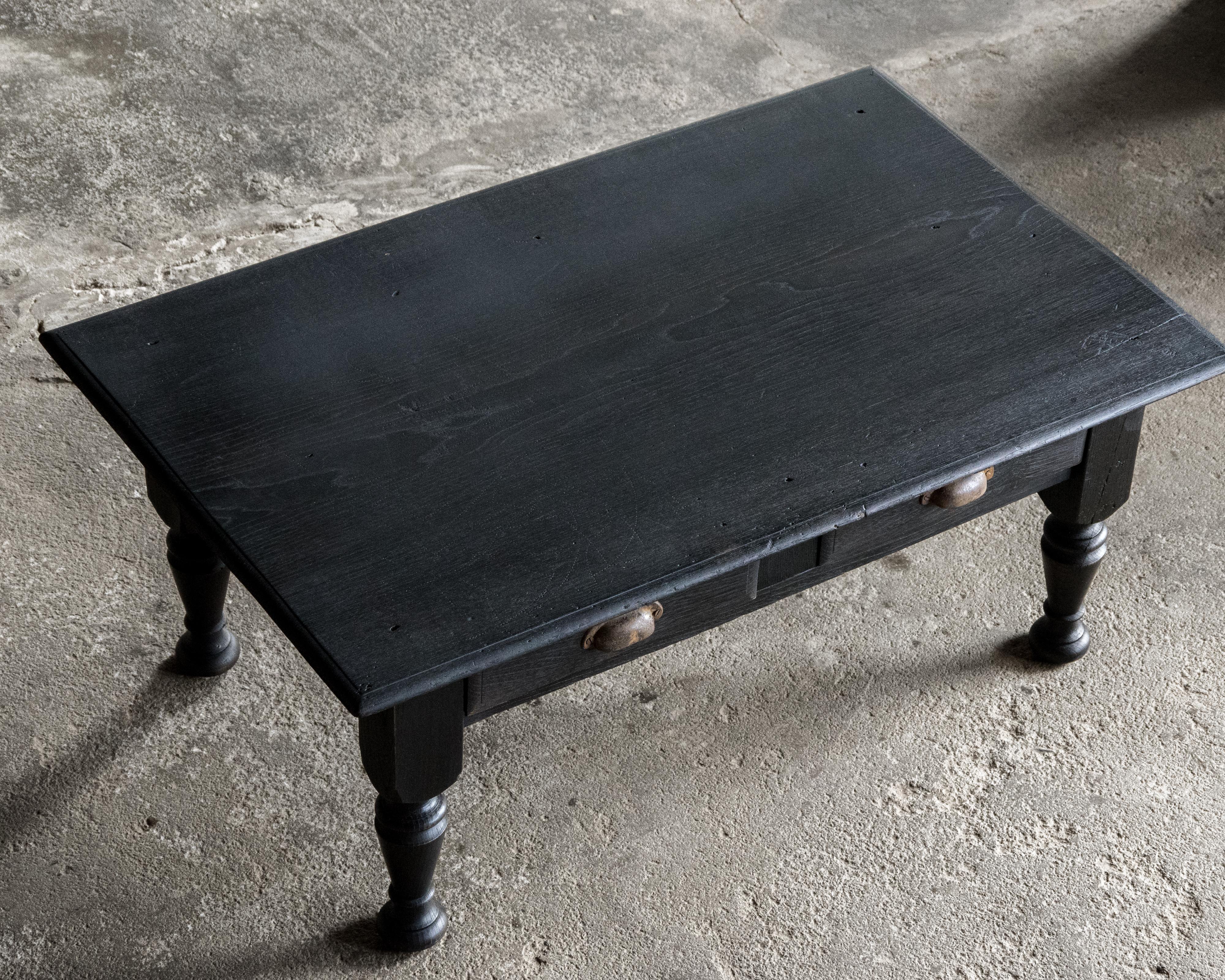 Japanischer Vintage-Tisch (Fuzukue), schwarzes Finish, frühe Showa-Periode (1926-) im Angebot 6