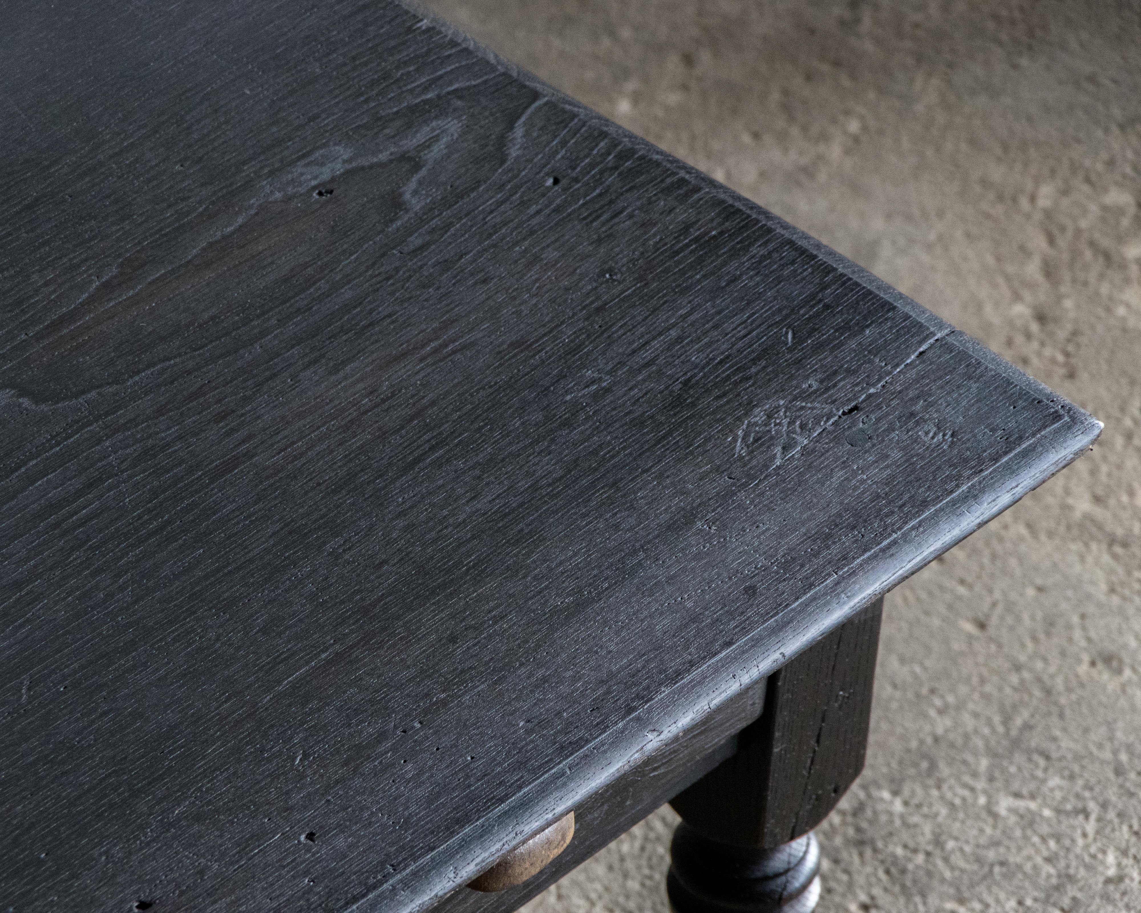 Japanischer Vintage-Tisch (Fuzukue), schwarzes Finish, frühe Showa-Periode (1926-) im Angebot 8