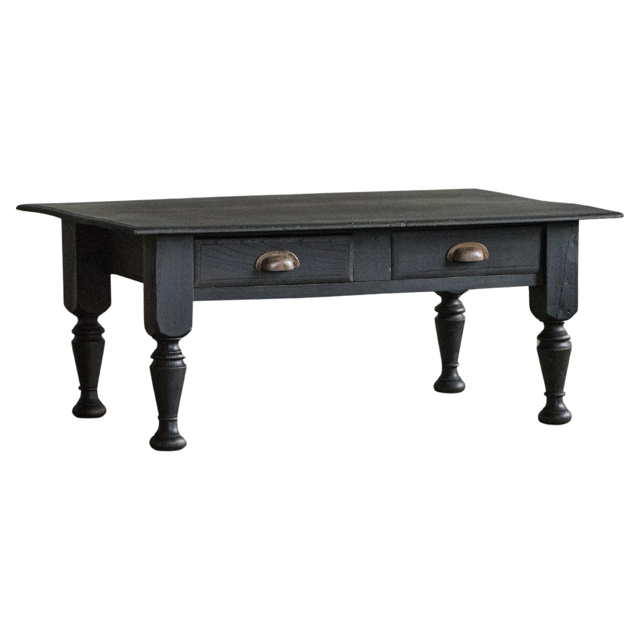 Japanischer Vintage-Tisch (Fuzukue), schwarzes Finish, frühe Showa-Periode (1926-) im Angebot