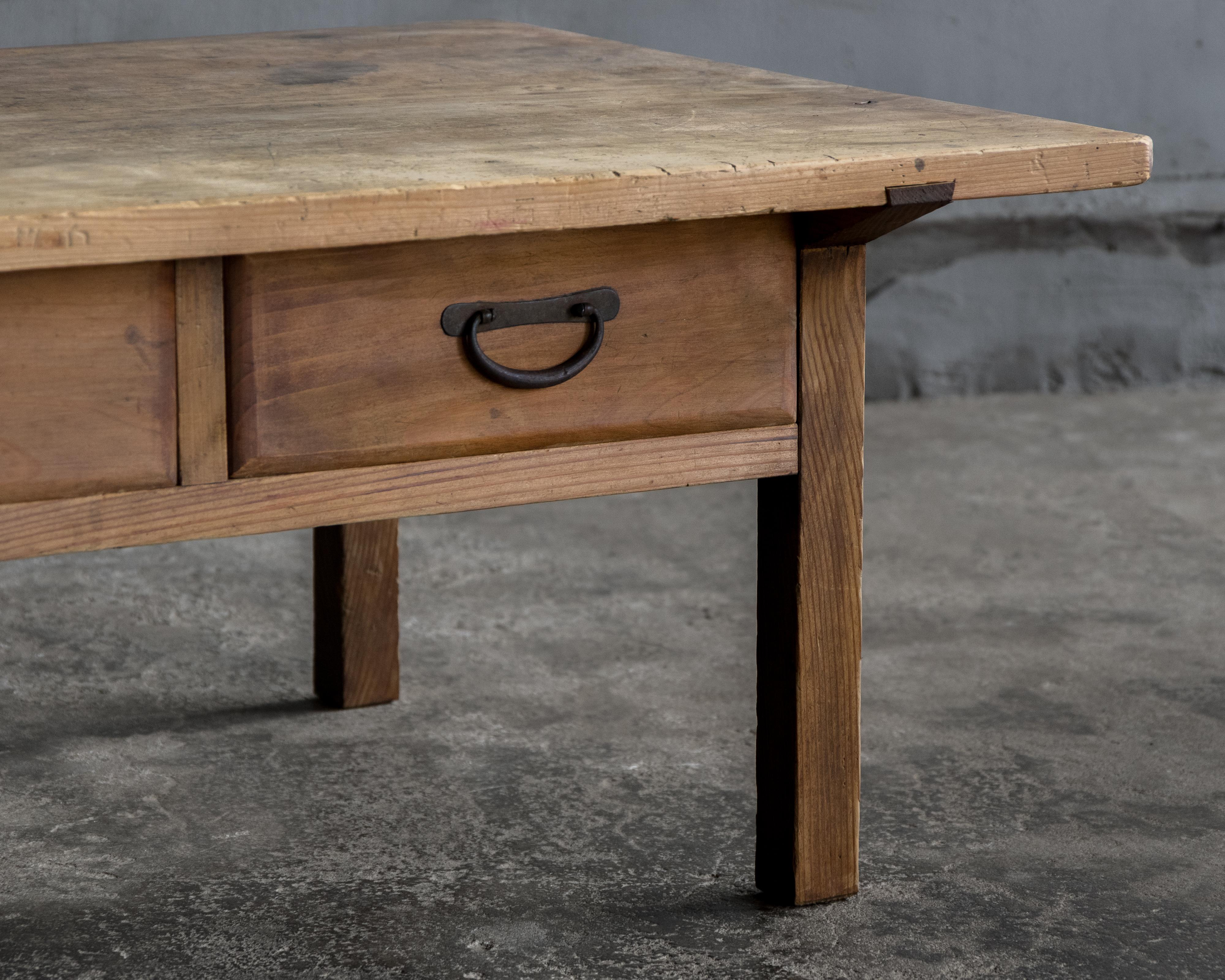 Japanese Vintage Low Table (Fuzukue), Early Showa Period (1926-) In Good Condition For Sale In Hitachiomiya-shi, 08