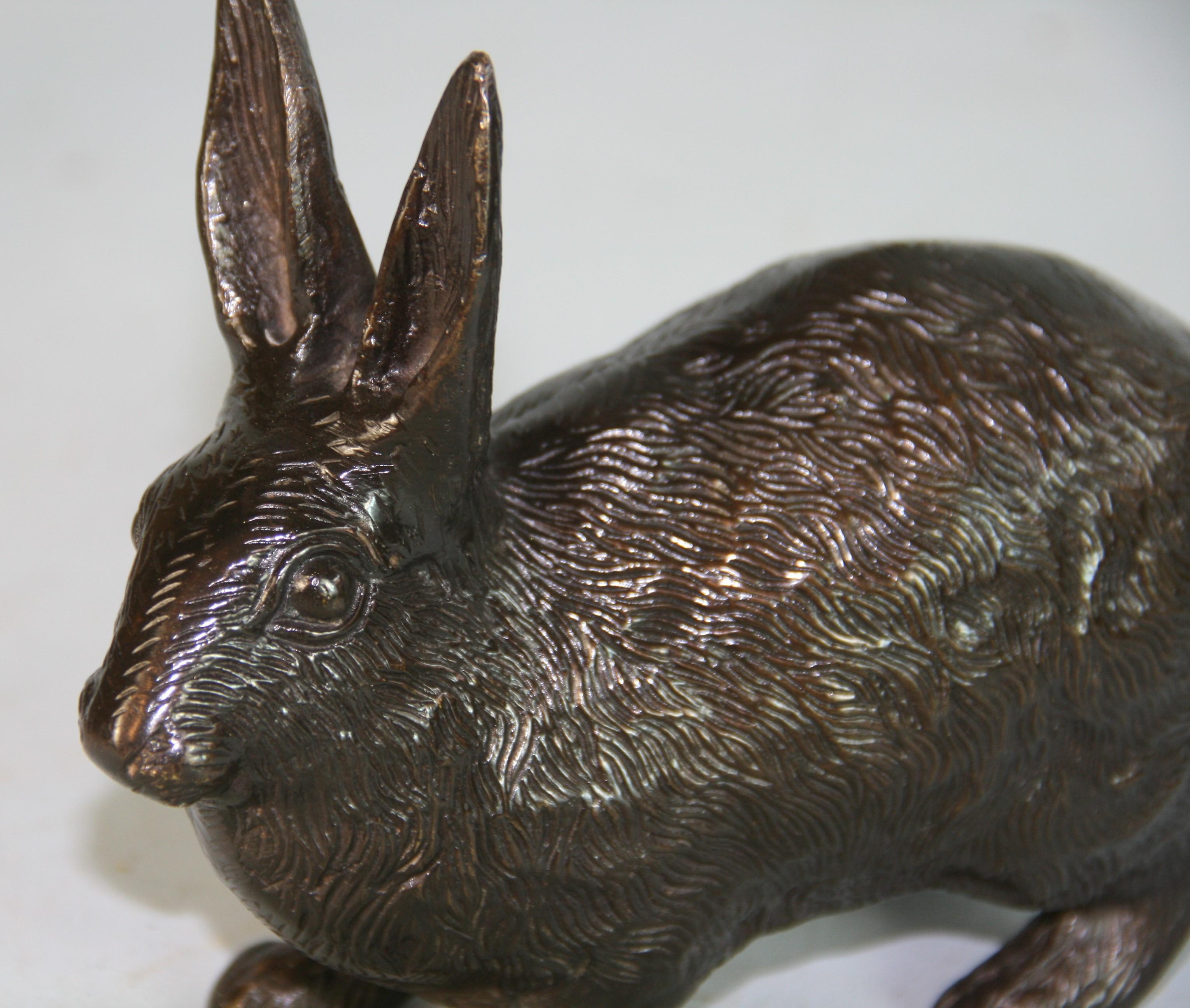 Japanischer Jahrgang  Paar Besetzung  Bronze  Pelzige  Kaninchen Einer stehend Einer hockend 6