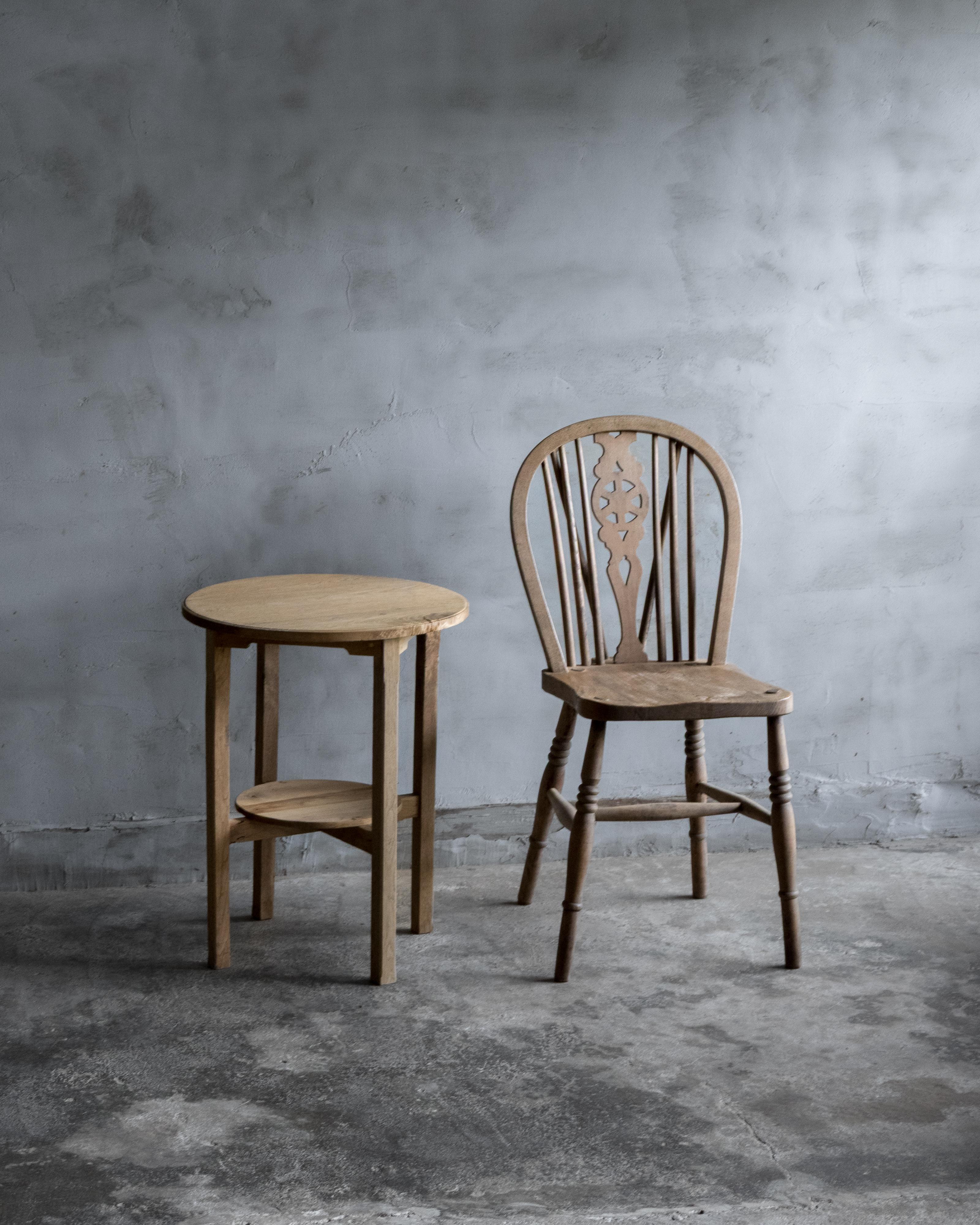 Japanese Vintage  Side Table (Round) , Natural Finish , Showa 1926– In Good Condition For Sale In Hitachiomiya-shi, 08