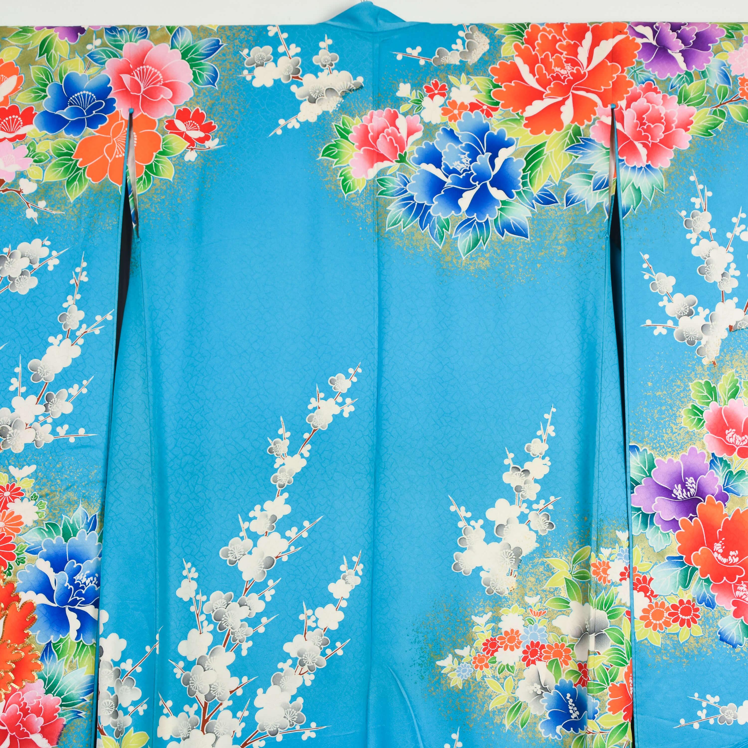 hikifurisode kimono