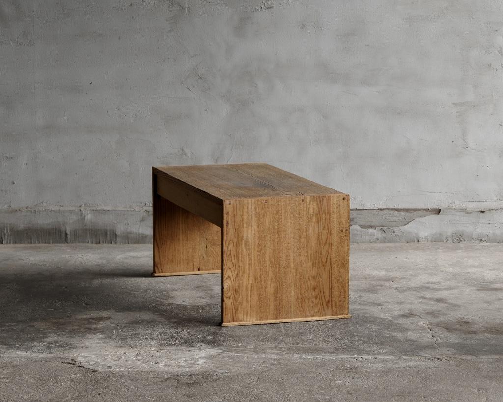 This Japanese writing desk was crafted in the early Showa period (1926-) and features beautiful wood grain from Japanese Amur cork tree wood. The warm texture of the wood enhances its natural depth and unique character, developed over