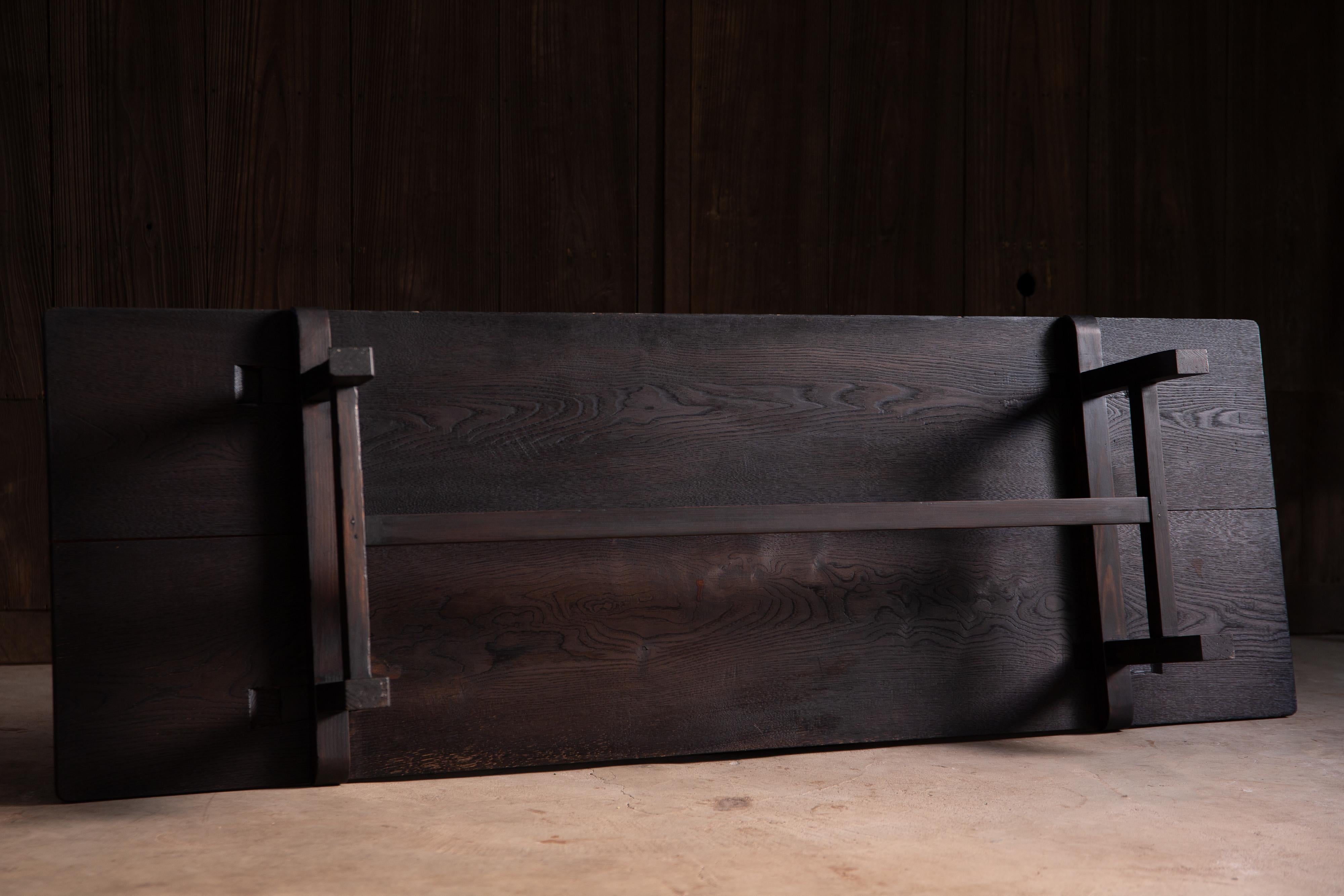 Japanischer Vintage Zataku, Wabi sabi schwarzer langer niedriger Tisch, Couchtisch im Angebot 3