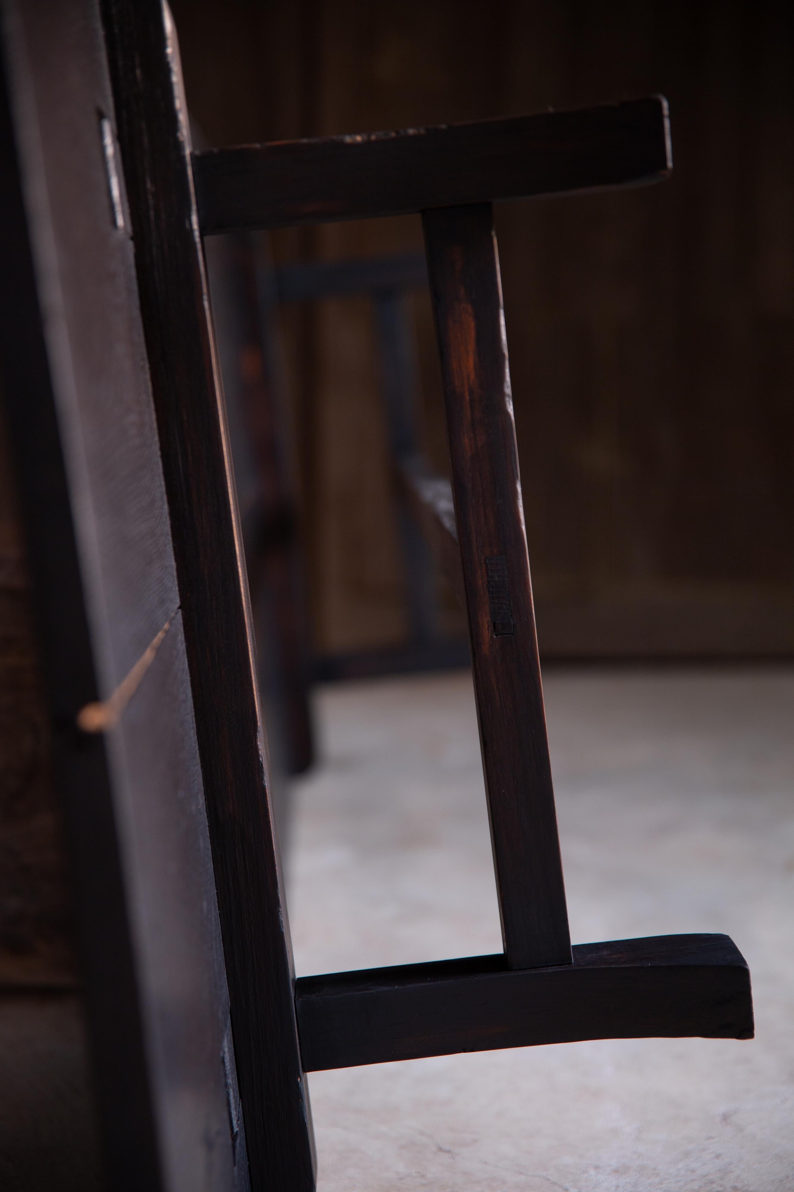 Japanischer Vintage Zataku, Wabi sabi schwarzer langer niedriger Tisch, Couchtisch im Angebot 4