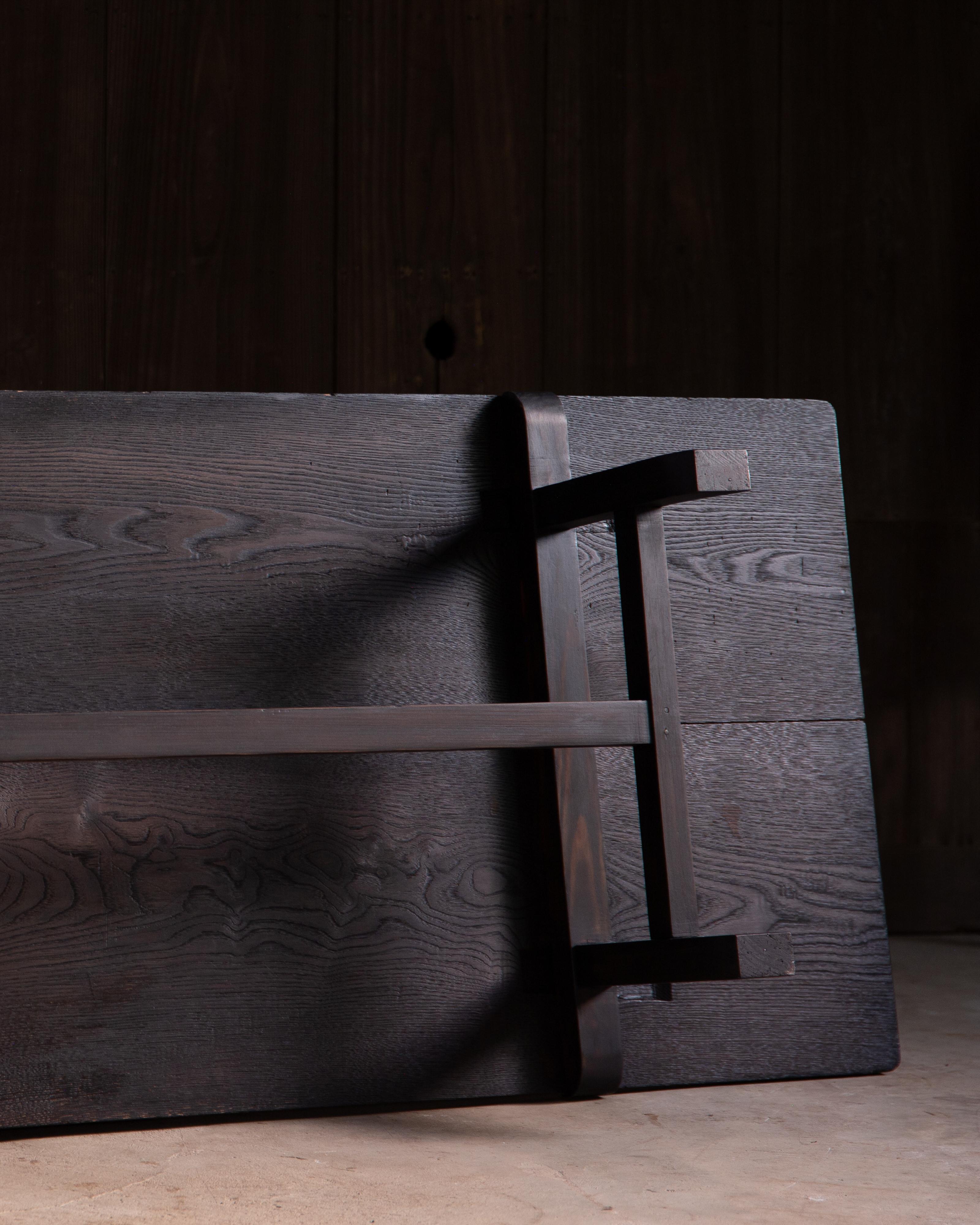 Japanischer Vintage Zataku, Wabi sabi schwarzer langer niedriger Tisch, Couchtisch im Angebot 10