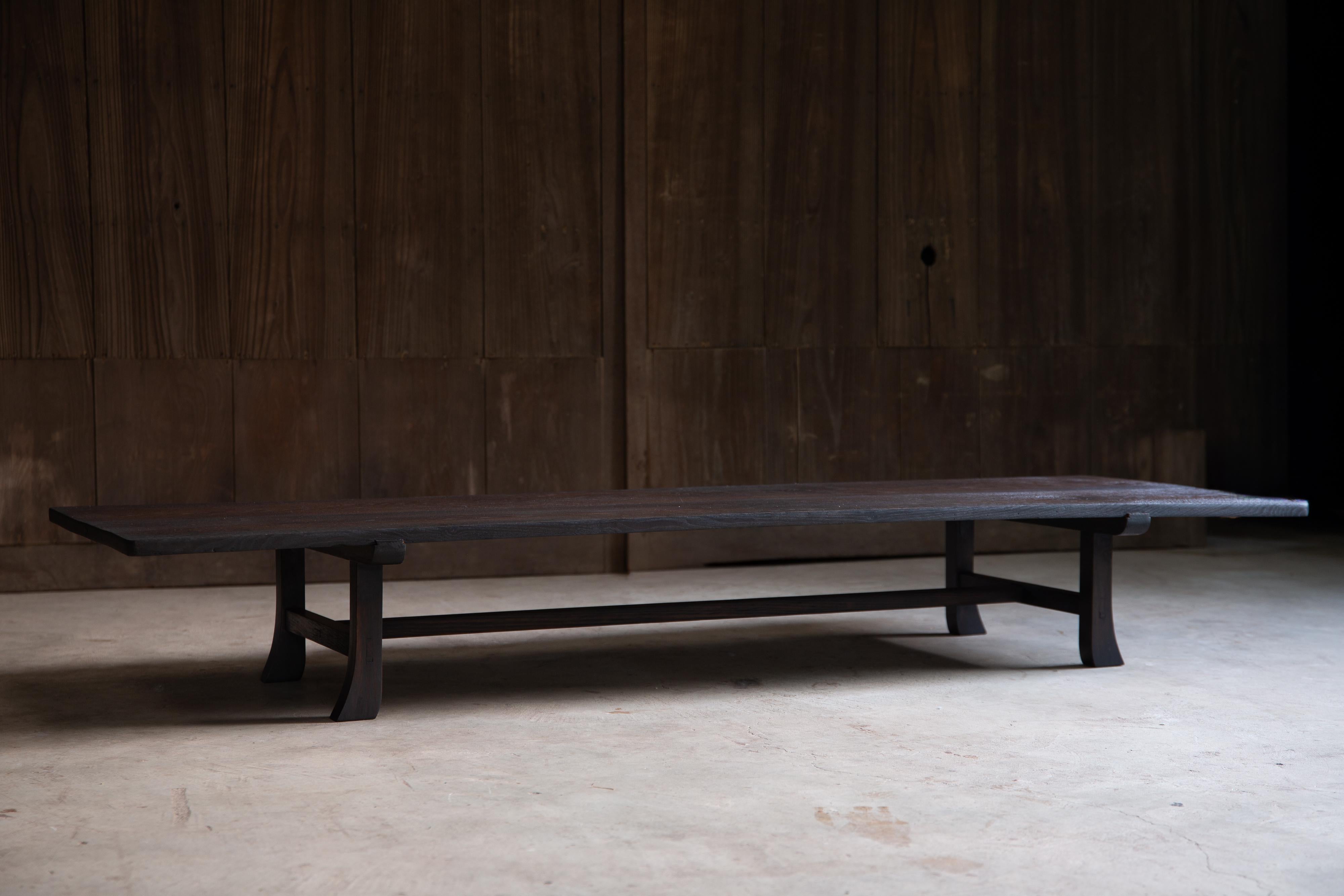 Japanischer Vintage Zataku, Wabi sabi schwarzer langer niedriger Tisch, Couchtisch im Zustand „Gut“ im Angebot in 常陸大宮市, JP