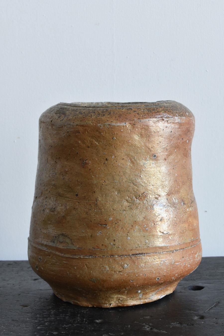 17th Century Japanese Wabi Sabi Antique Pottery Jar/1600s/Edo Period Vase For Sale