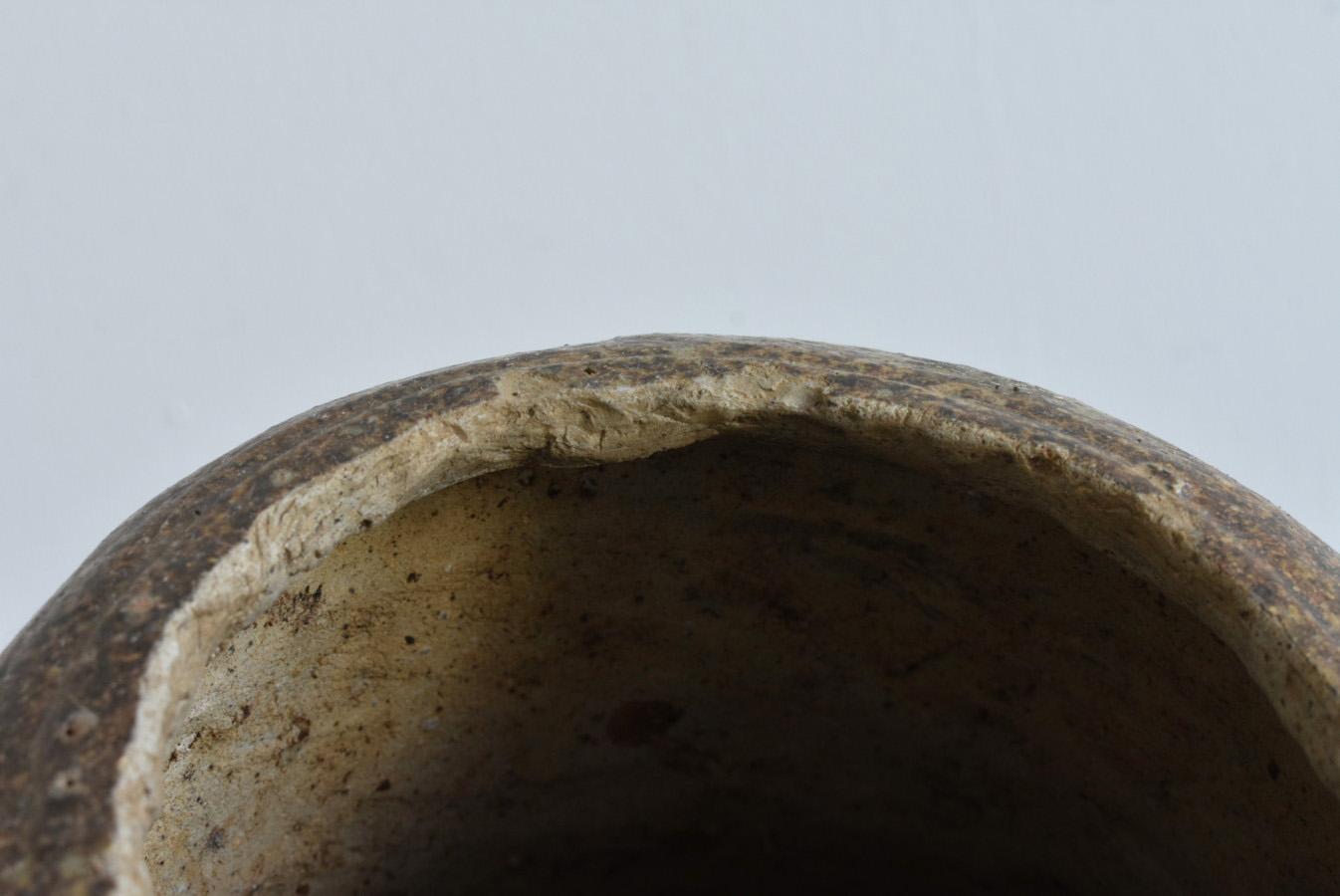 Japanische Wabi Sabi Antikes Keramikgefäß/1600er Jahre/Edo-Periode Vase im Angebot 3