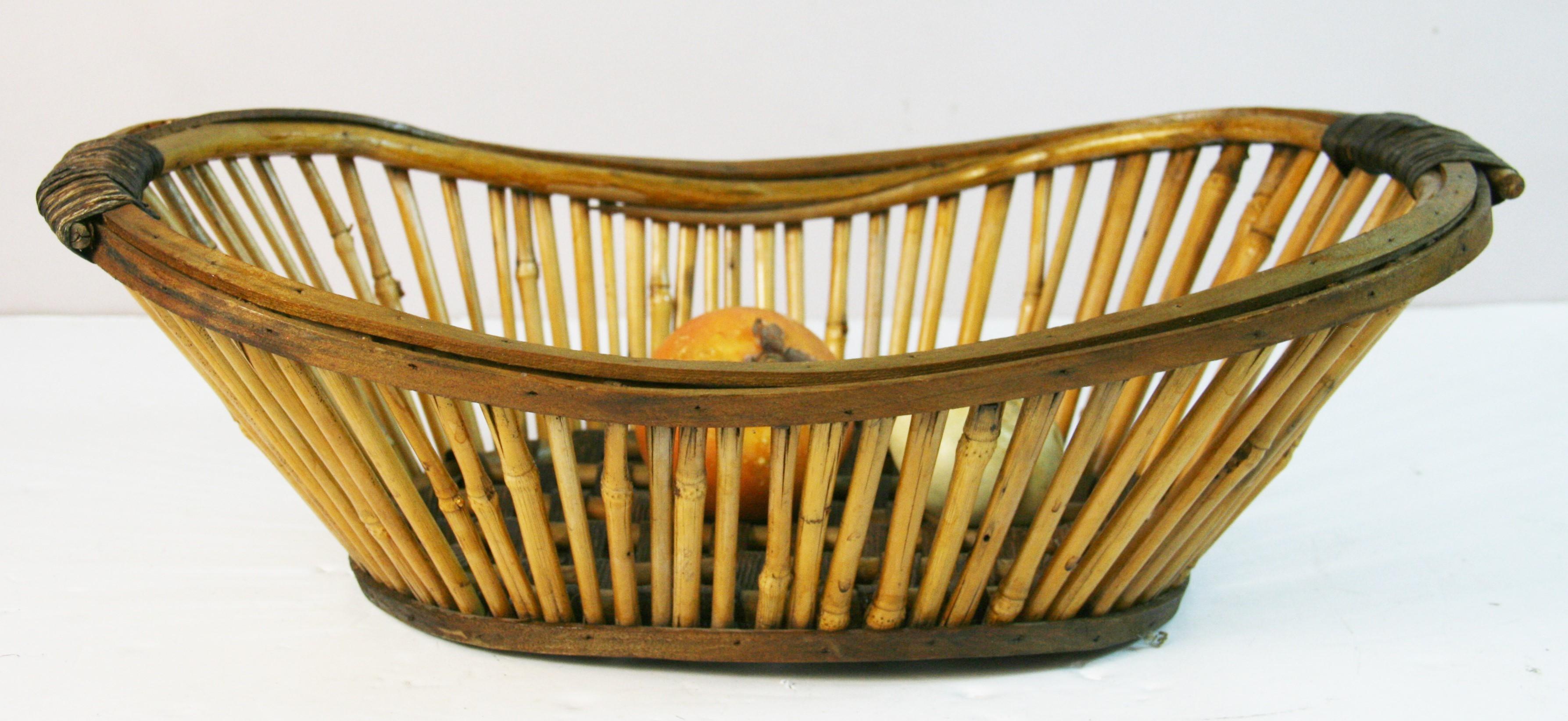 Japanisches Wabi Sabi  Obstkorb aus Bambus und Weide/Volkskunst (Mitte des 20. Jahrhunderts) im Angebot