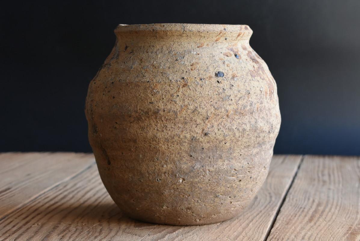 Japanisches antikes japanisches Wabi-Sabi-Gefäß / Kleine Vase / Edo-Periode 1750-1850 im Zustand „Gut“ im Angebot in Sammu-shi, Chiba