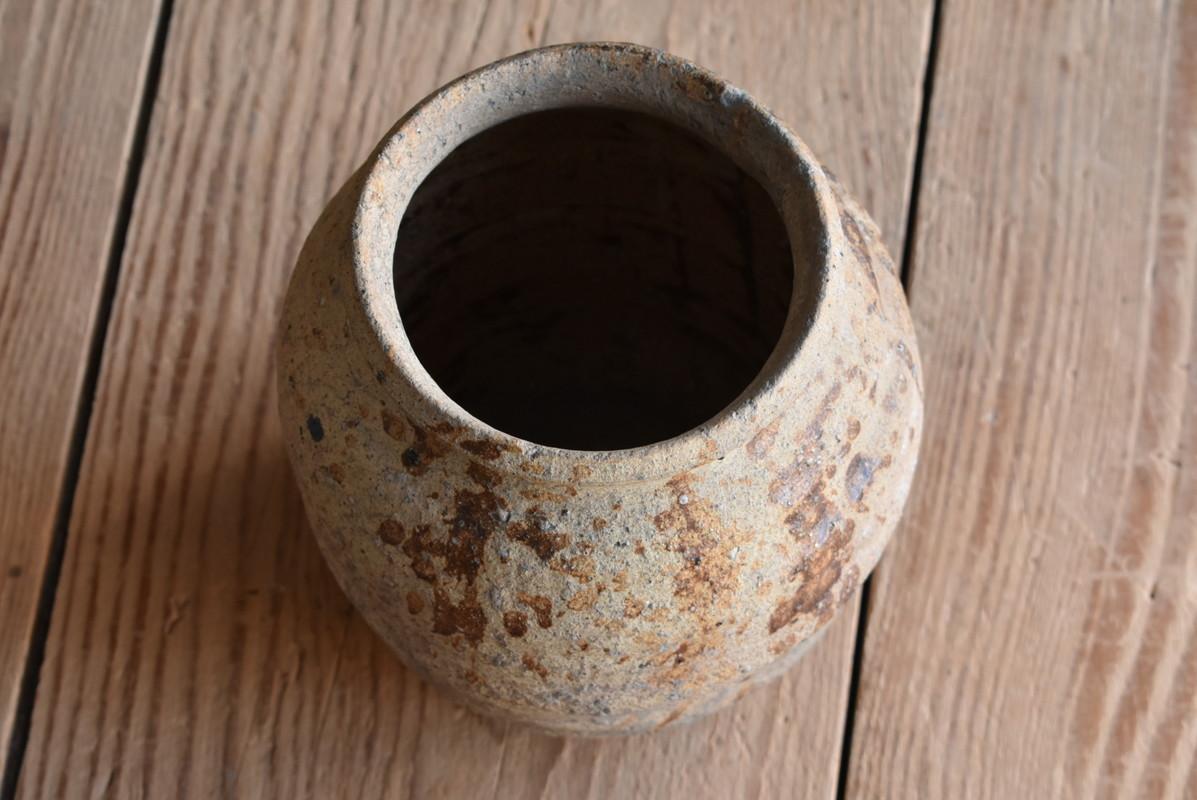 Petit pot ancien japonais Wabi-Sabi / Petit vase / Période Edo 1750-1850 Bon état - En vente à Sammu-shi, Chiba