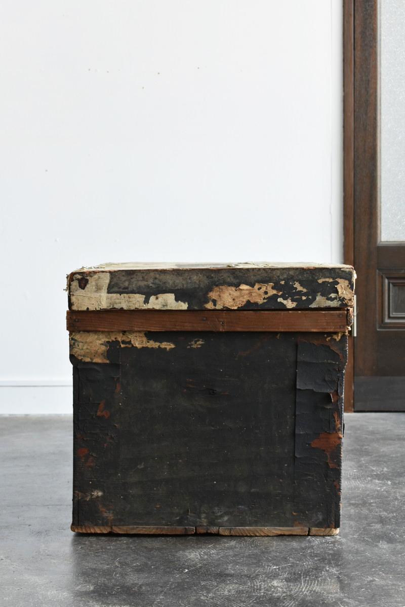 Japanese Wabi Sabi Wooden Box / 1868-1920 / Sofa Table / Side Table 11
