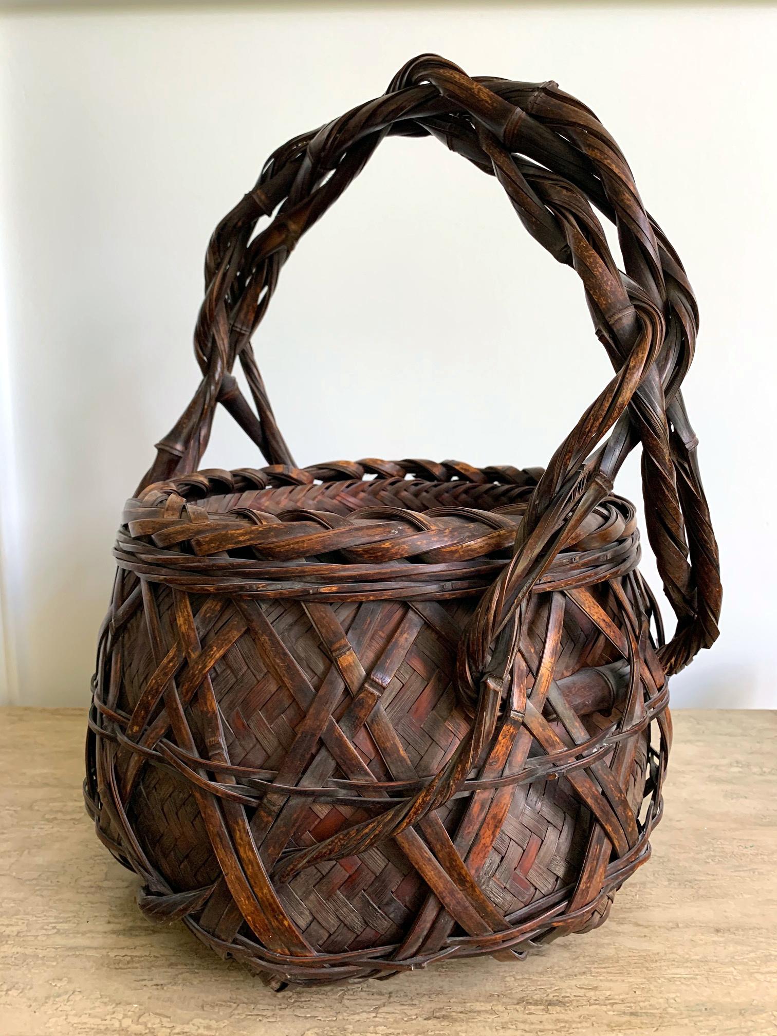 Early 20th Century Japanese Wagumi Handled Bamboo Basket Ikebana For Sale