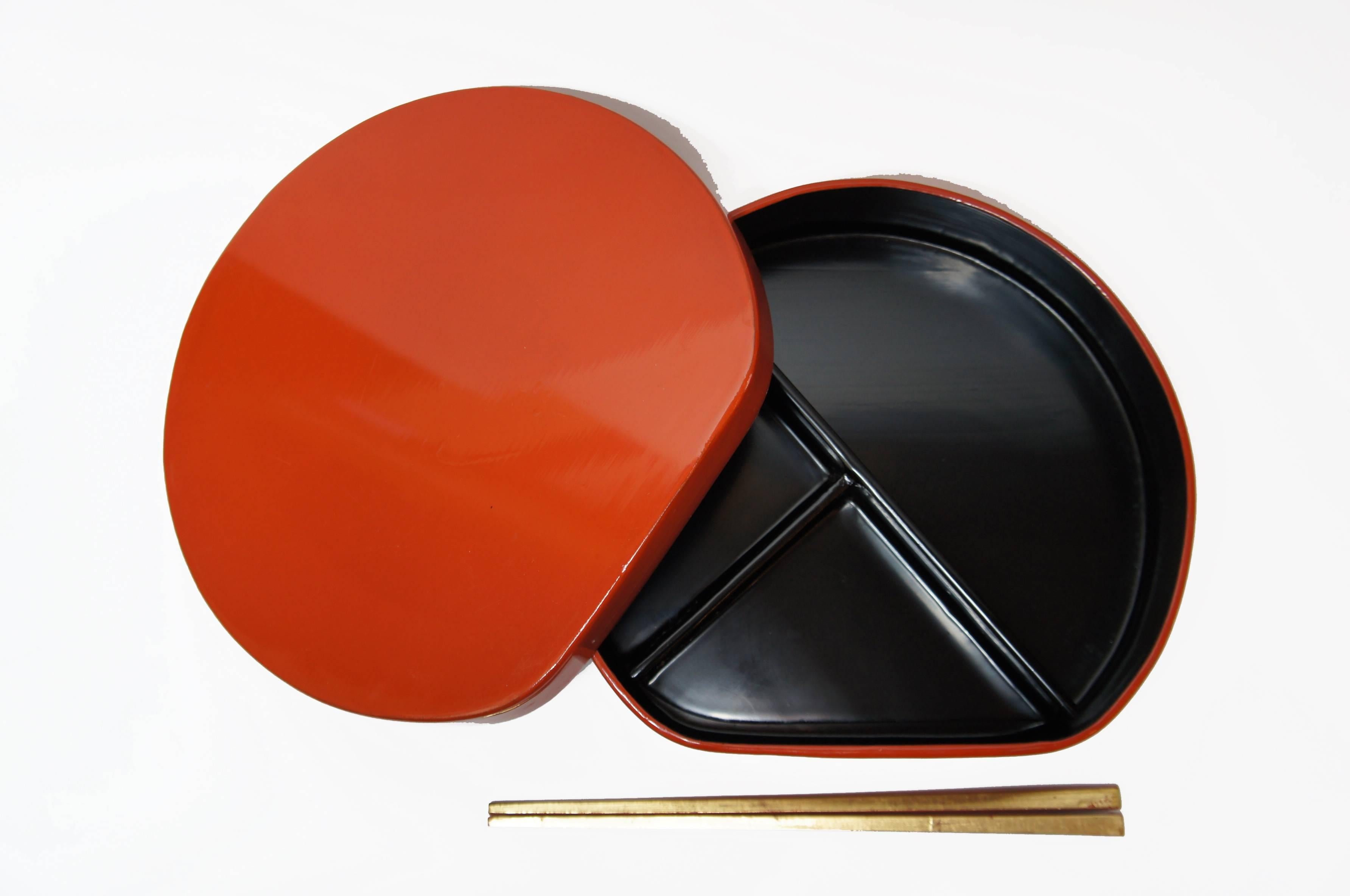 20th Century Japanese Wajima-Nuri Red Lacquered Wooden Lunch Box, 1950s For Sale