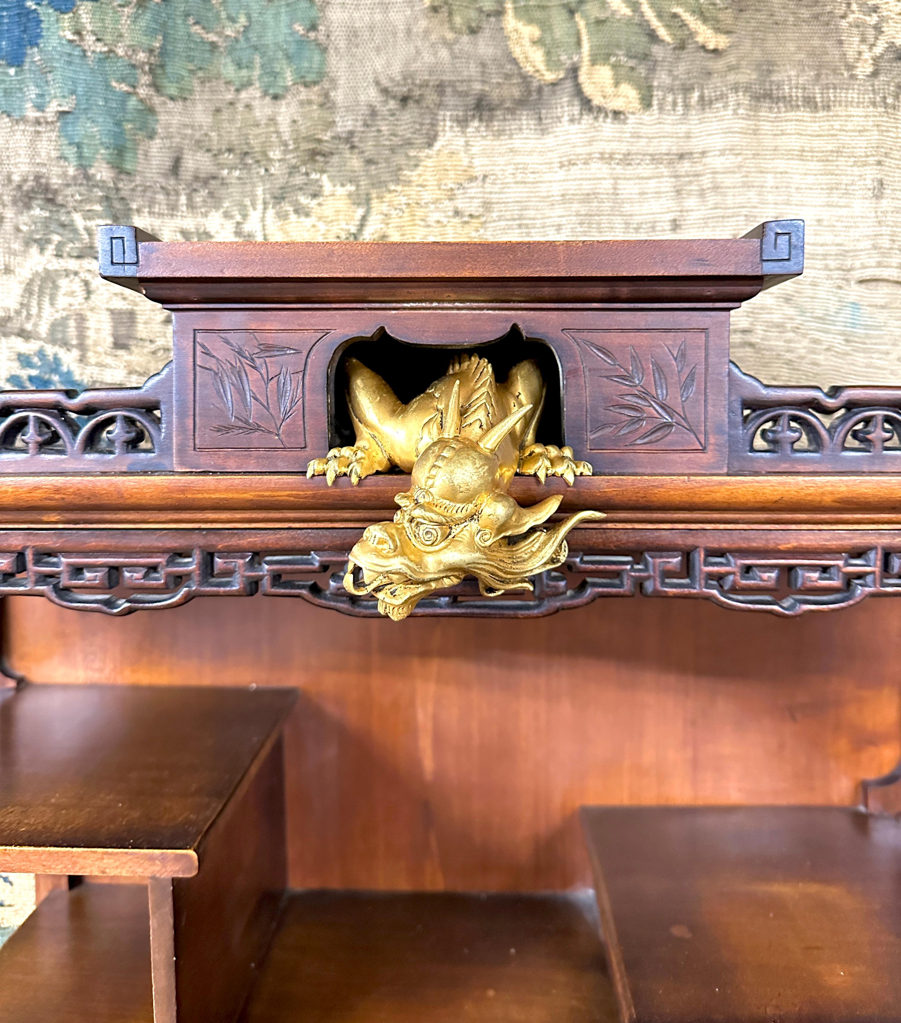 Japanese Wall Shelf Attributed To Gabriel Viardot With Dragon Decor In Excellent Condition In NONANCOURT, FR