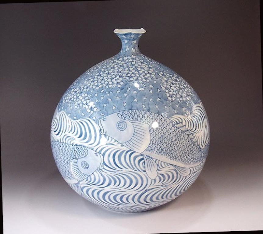 Gilt Japanese Contemporary White Blue Red Gold Porcelain Vase by Master Artist, 2 For Sale