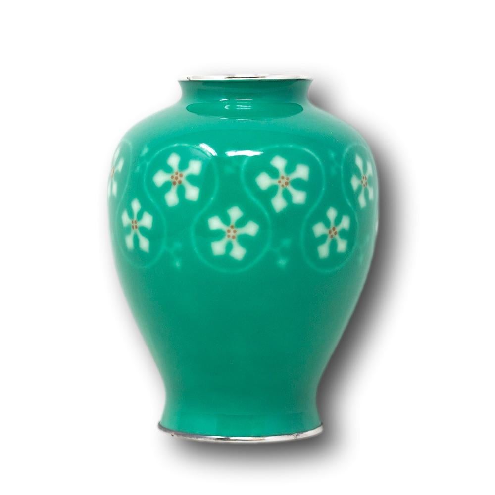 Smaltato Vaso giapponese senza fili in smalto cloisonne della ditta Ando in vendita
