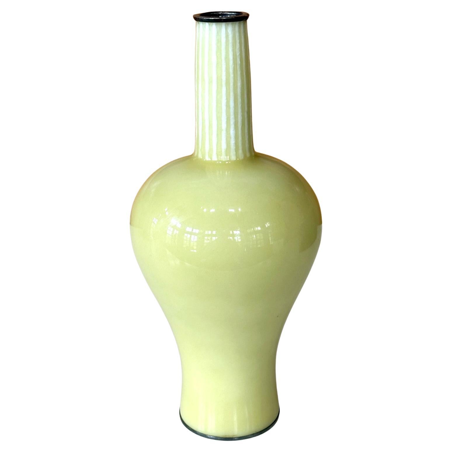 Japanese Wireless Musen Cloisonne Vase by Ando Jubei 