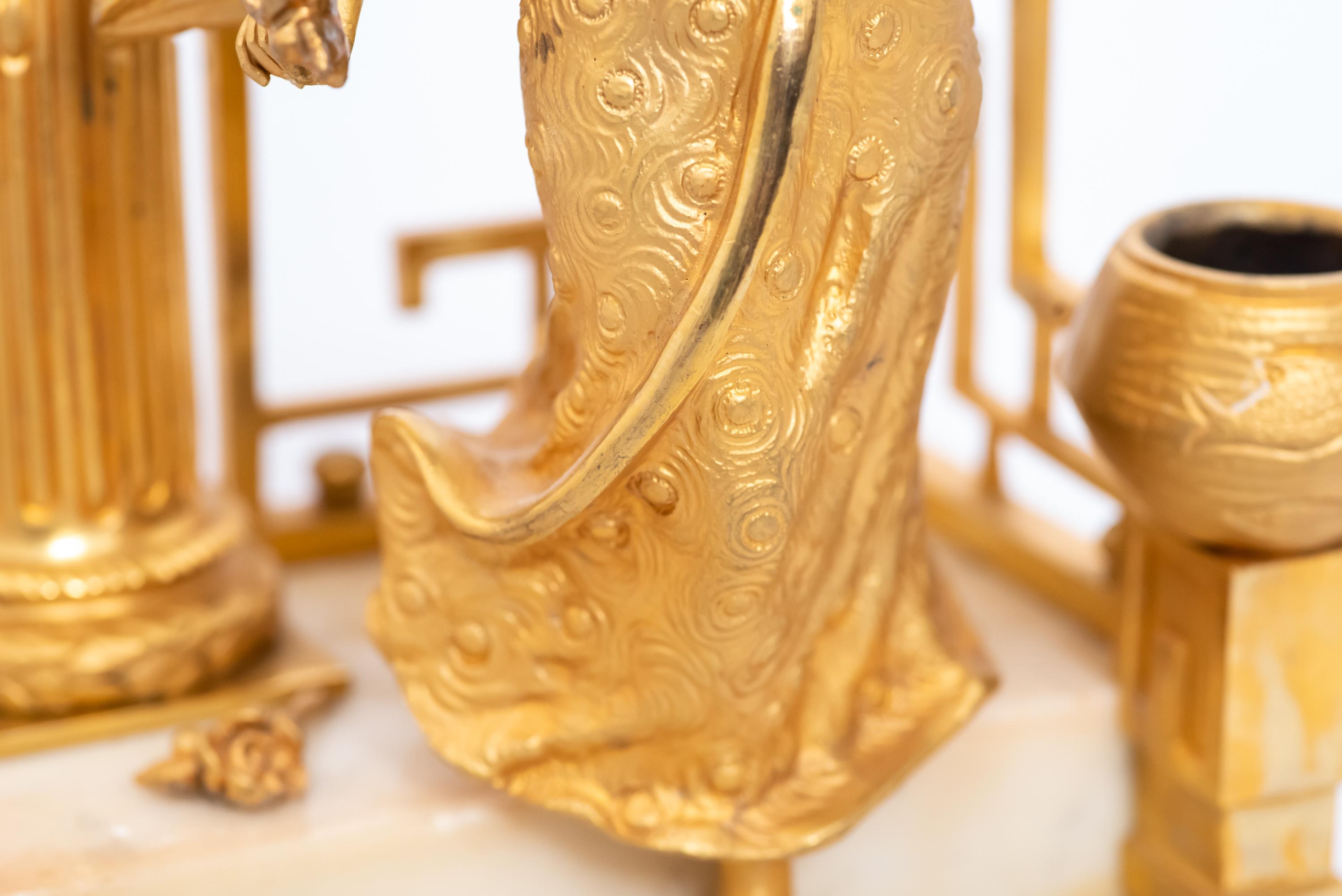 Japanische Frau Feuervergoldete Bronzeuhr um 1800 im Angebot 1