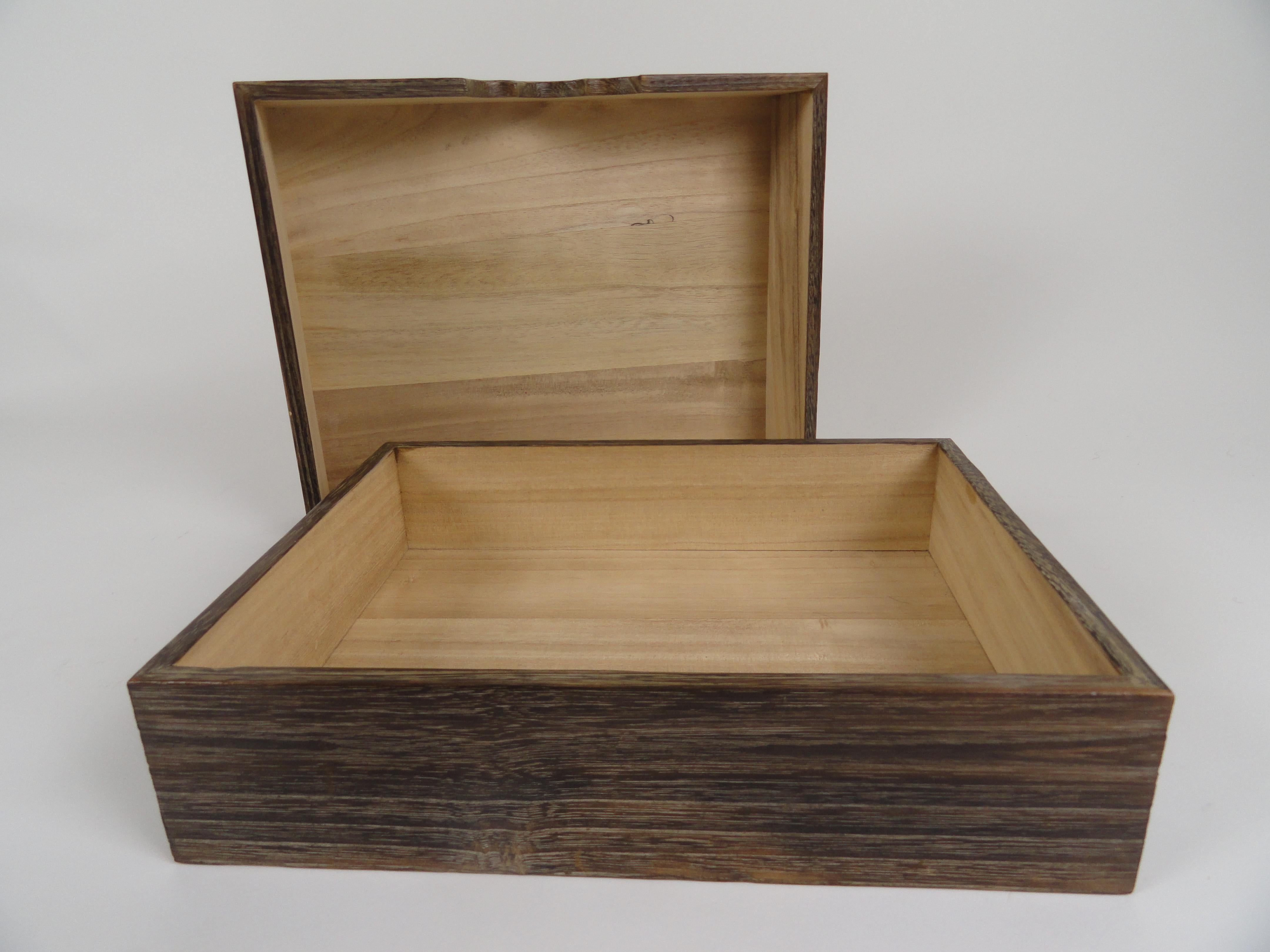 Japanese Wood Box im Zustand „Hervorragend“ im Angebot in West Palm Beach, FL