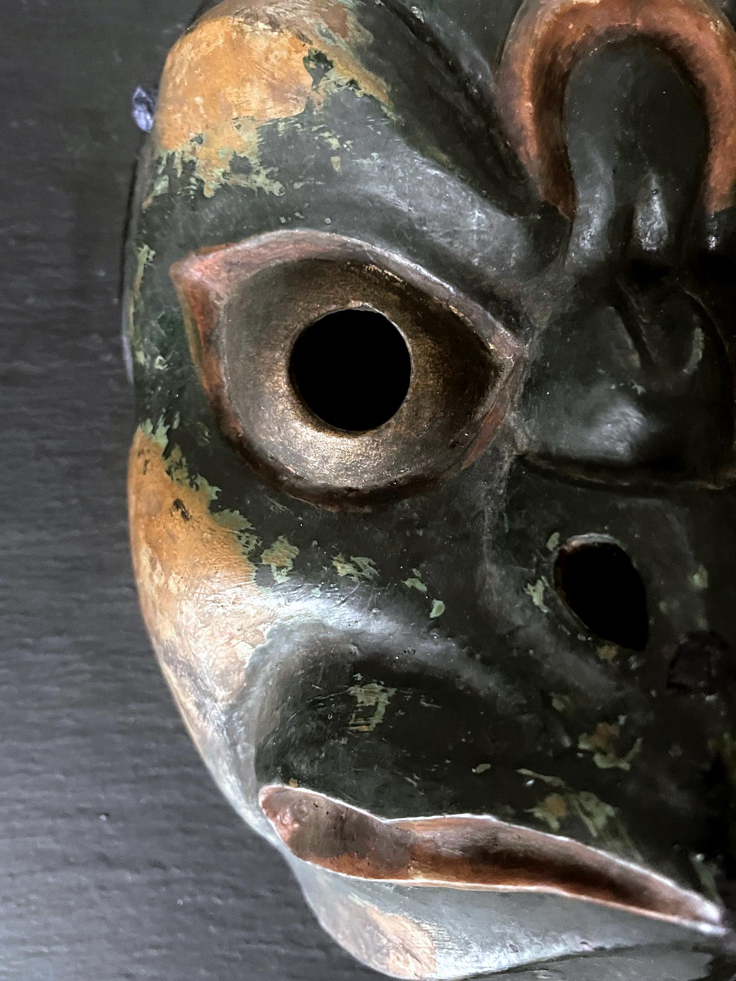 Japanische japanische Bugaku-Maske aus Holz aus der Korobase-Edo-Periode im Angebot 7