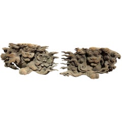 Shishi Komainu chien de gardien du temple Shinto en bois sculpté en forme de lion du Japon
